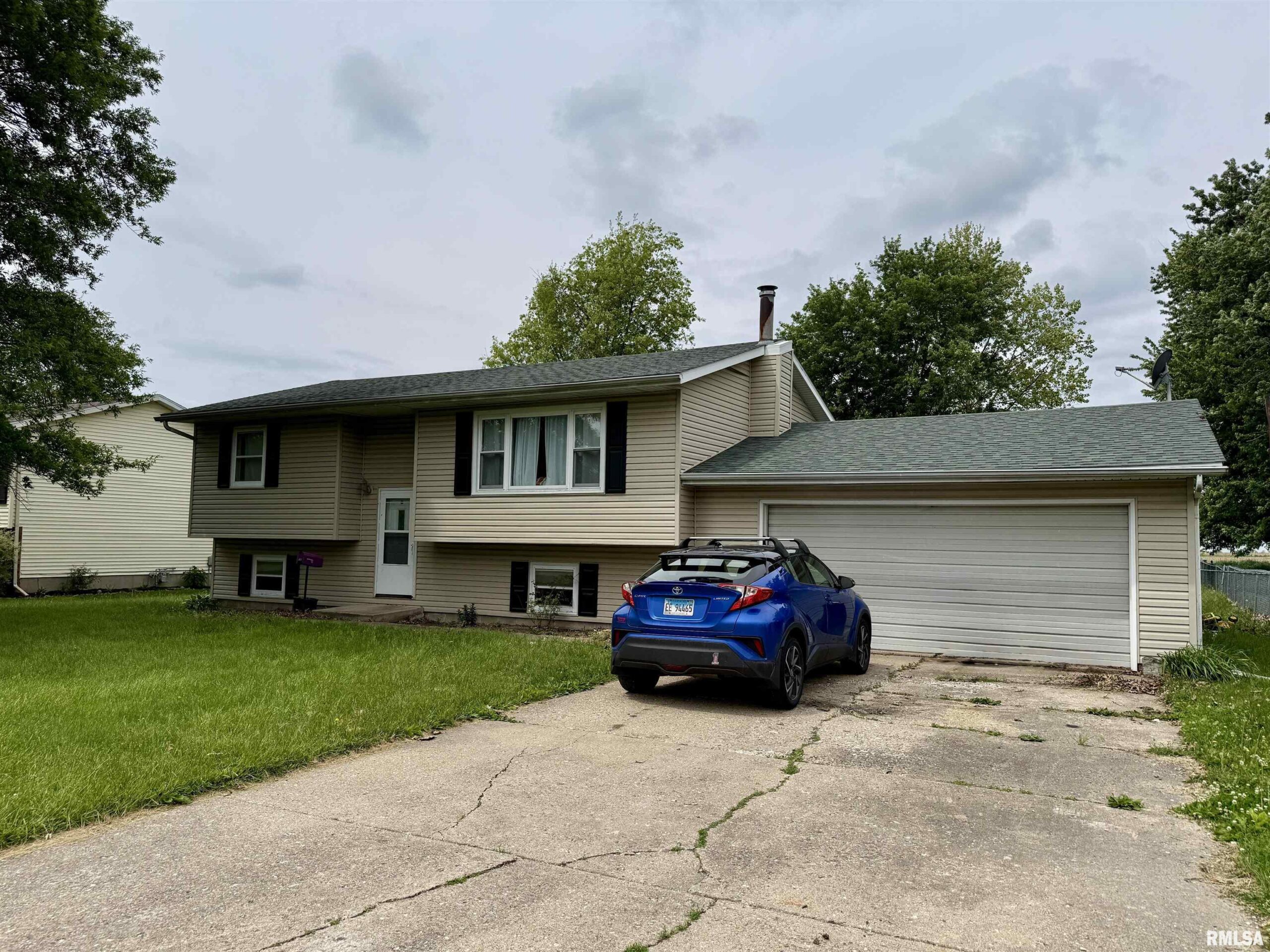 303 S Stockdale Lane Abingdon IL