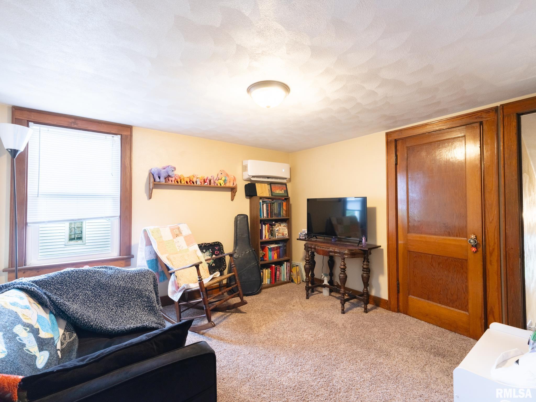 114 LAKEWOOD Avenue East Peoria IL