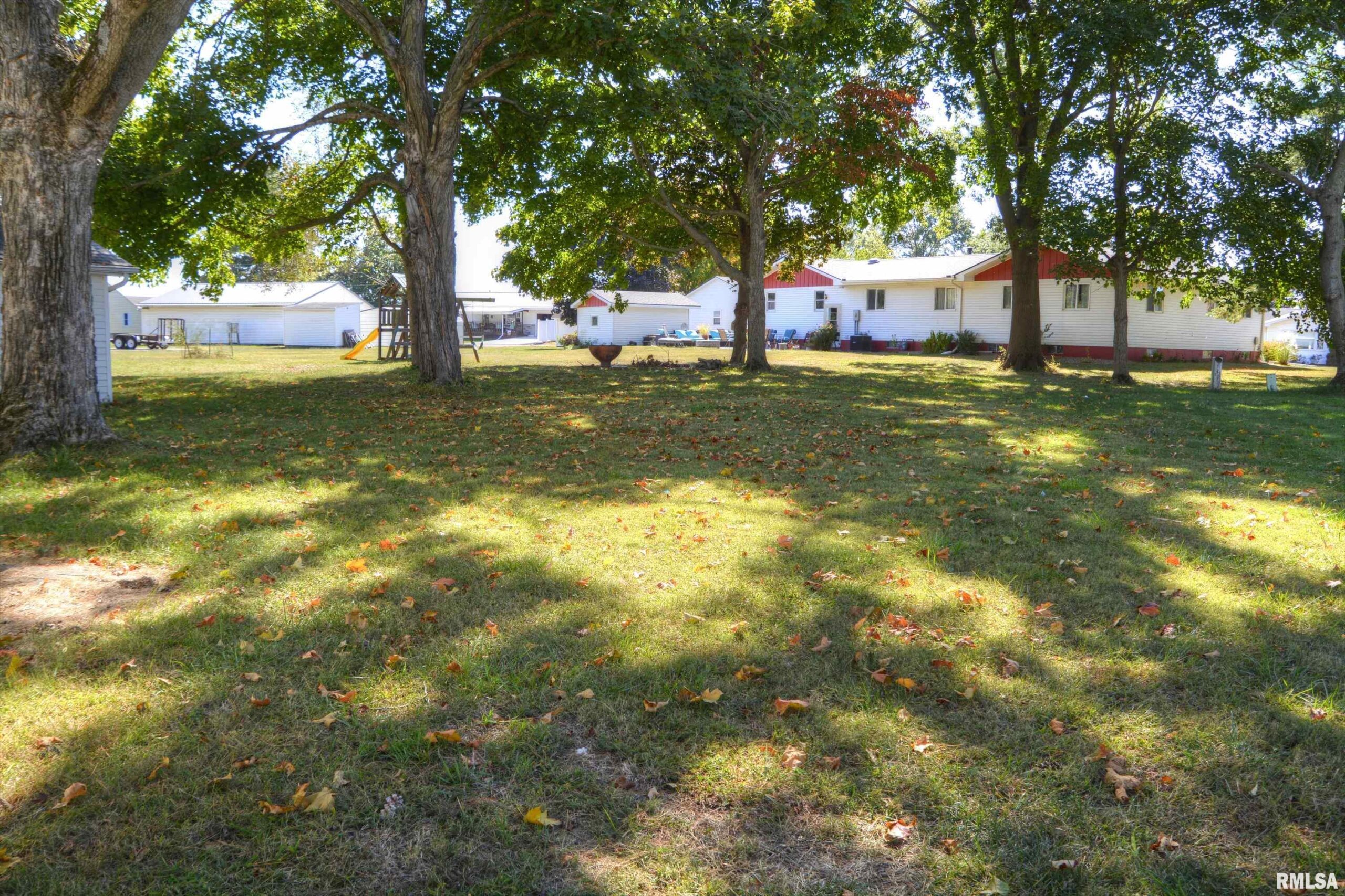 705 W ADAMS Street Blandinsville IL