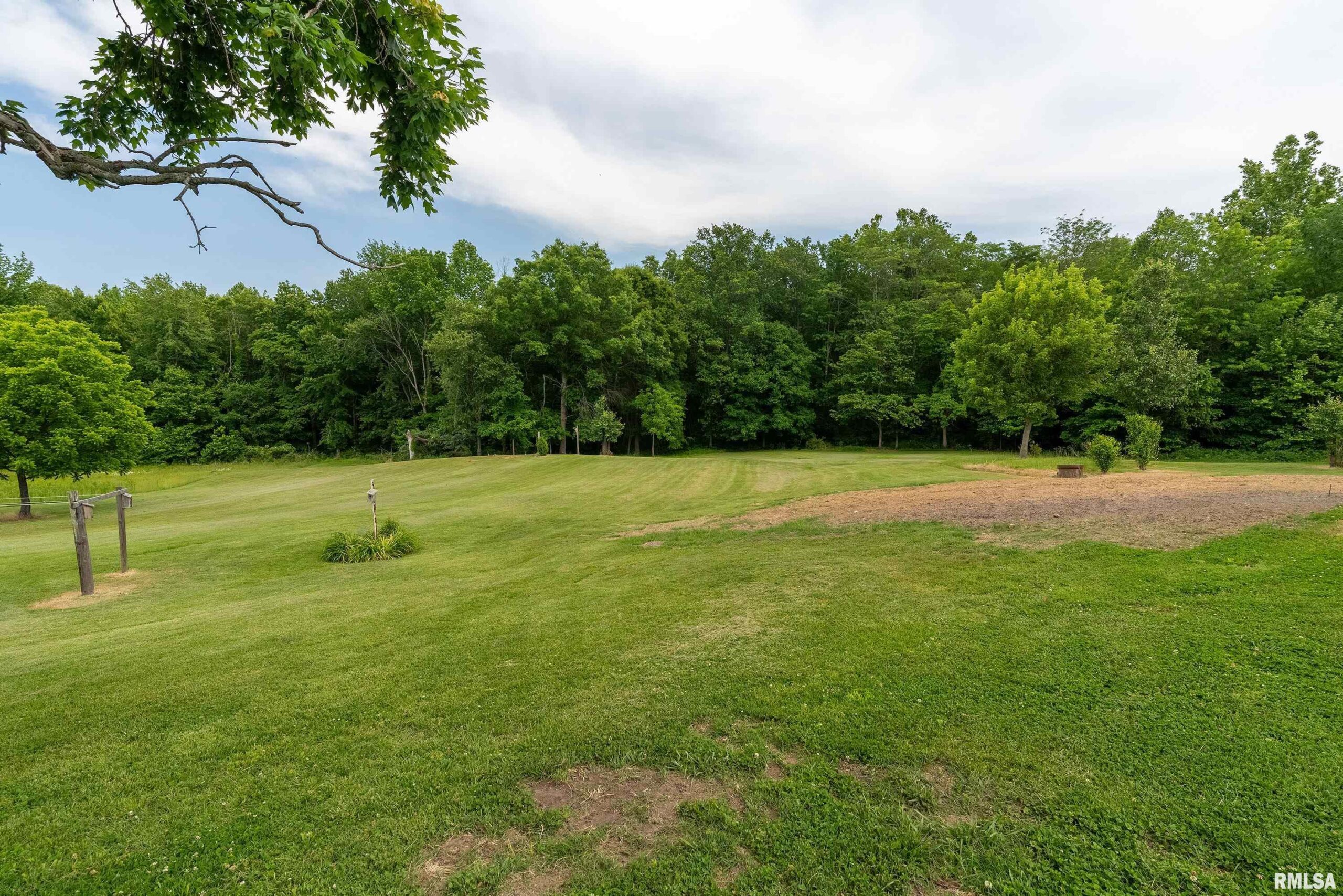 5924 Saraville Road Creal Springs IL