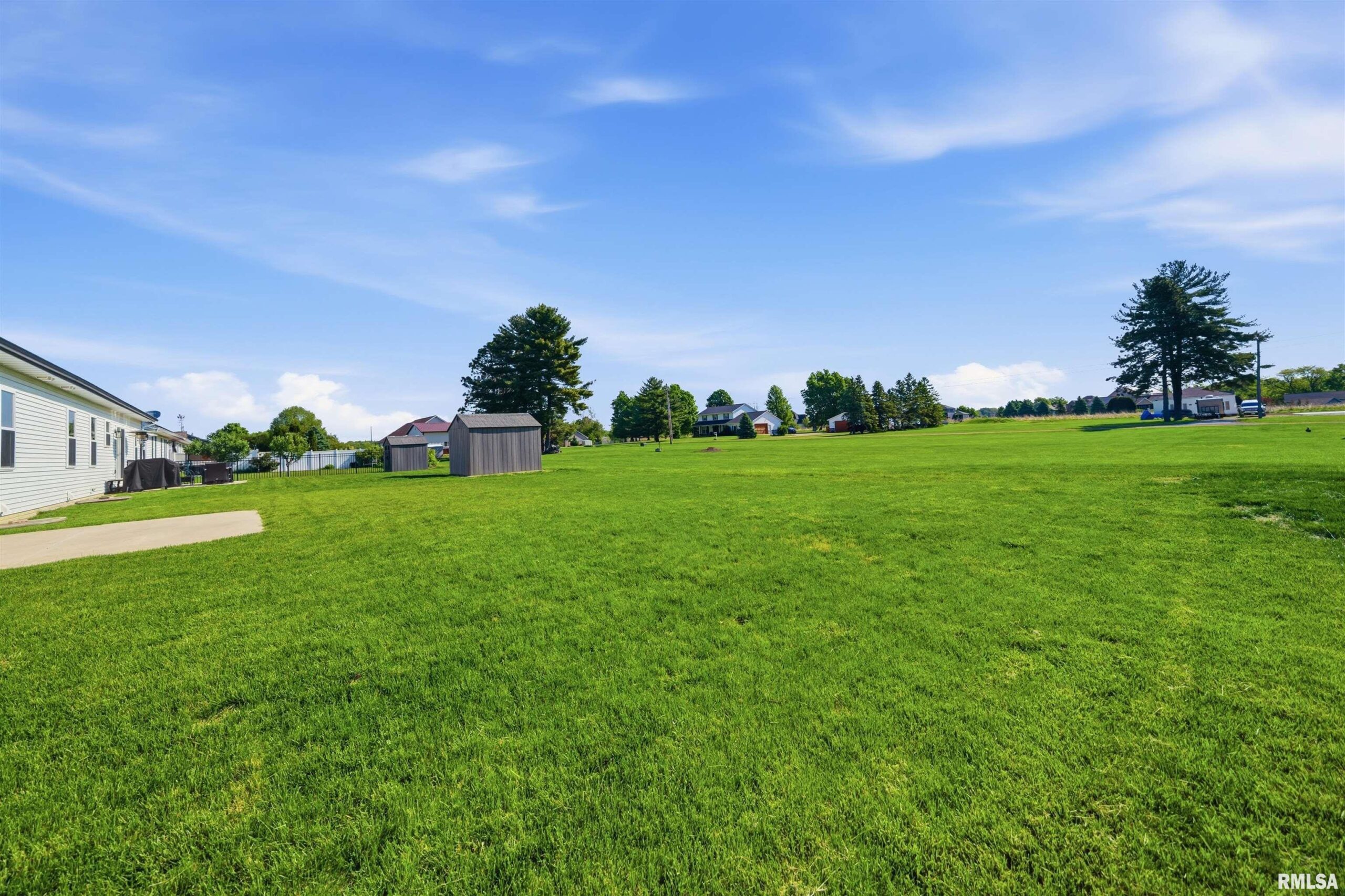 215 CYPRESS Point Washington IL