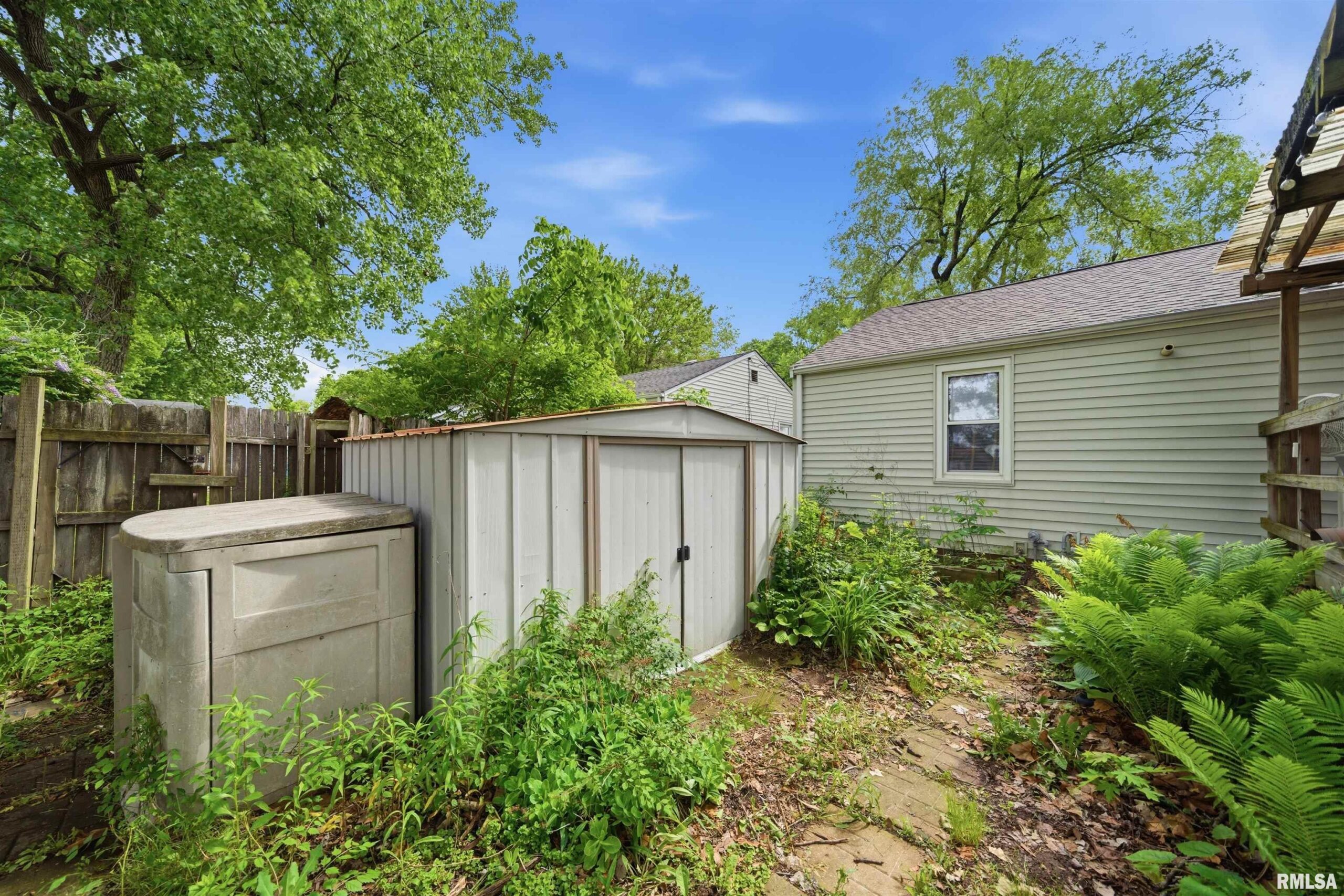 107 FLORIDA Avenue Washington IL