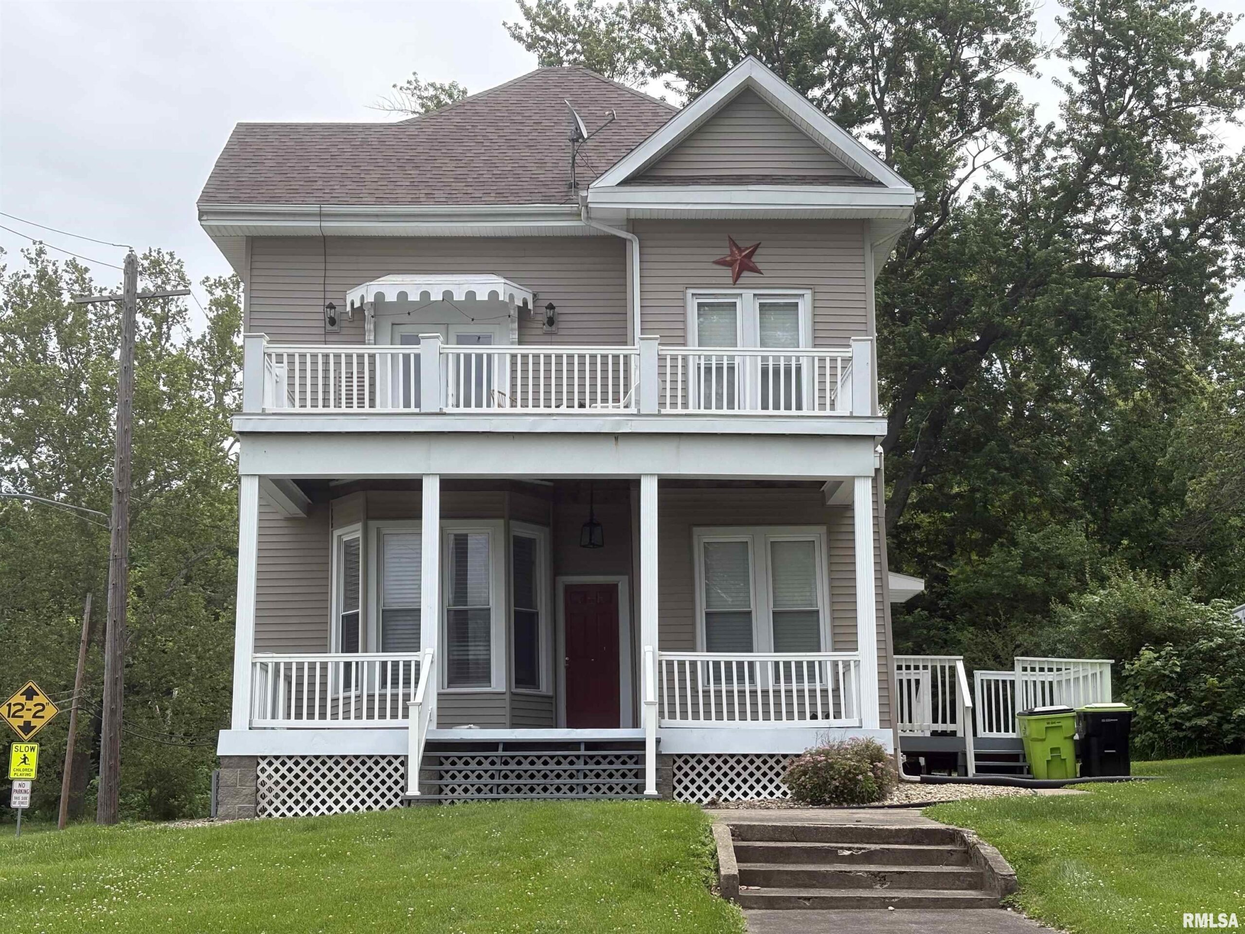 504 Hardin Avenue Jacksonville IL