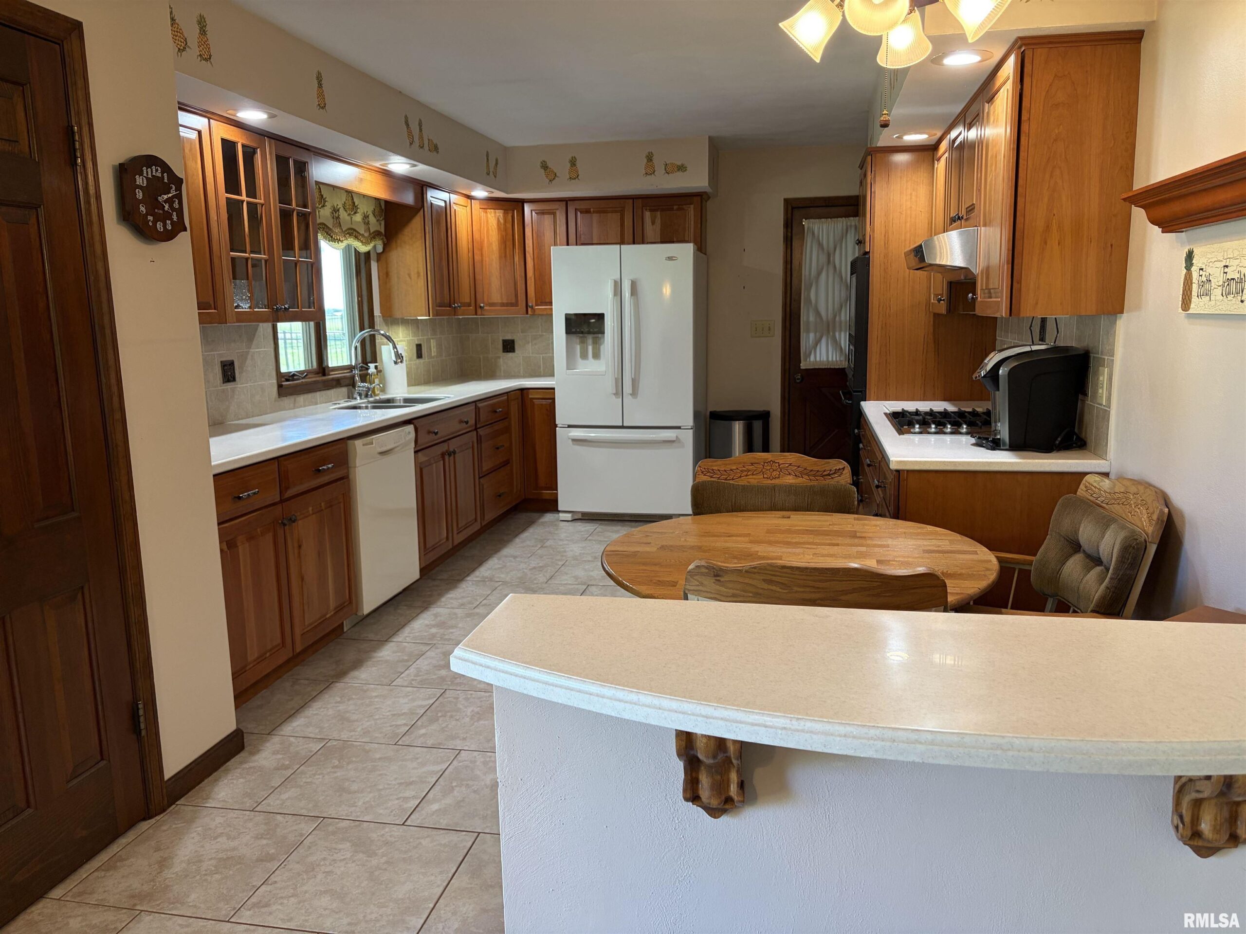 4 HILLCREST Drive Bushnell IL