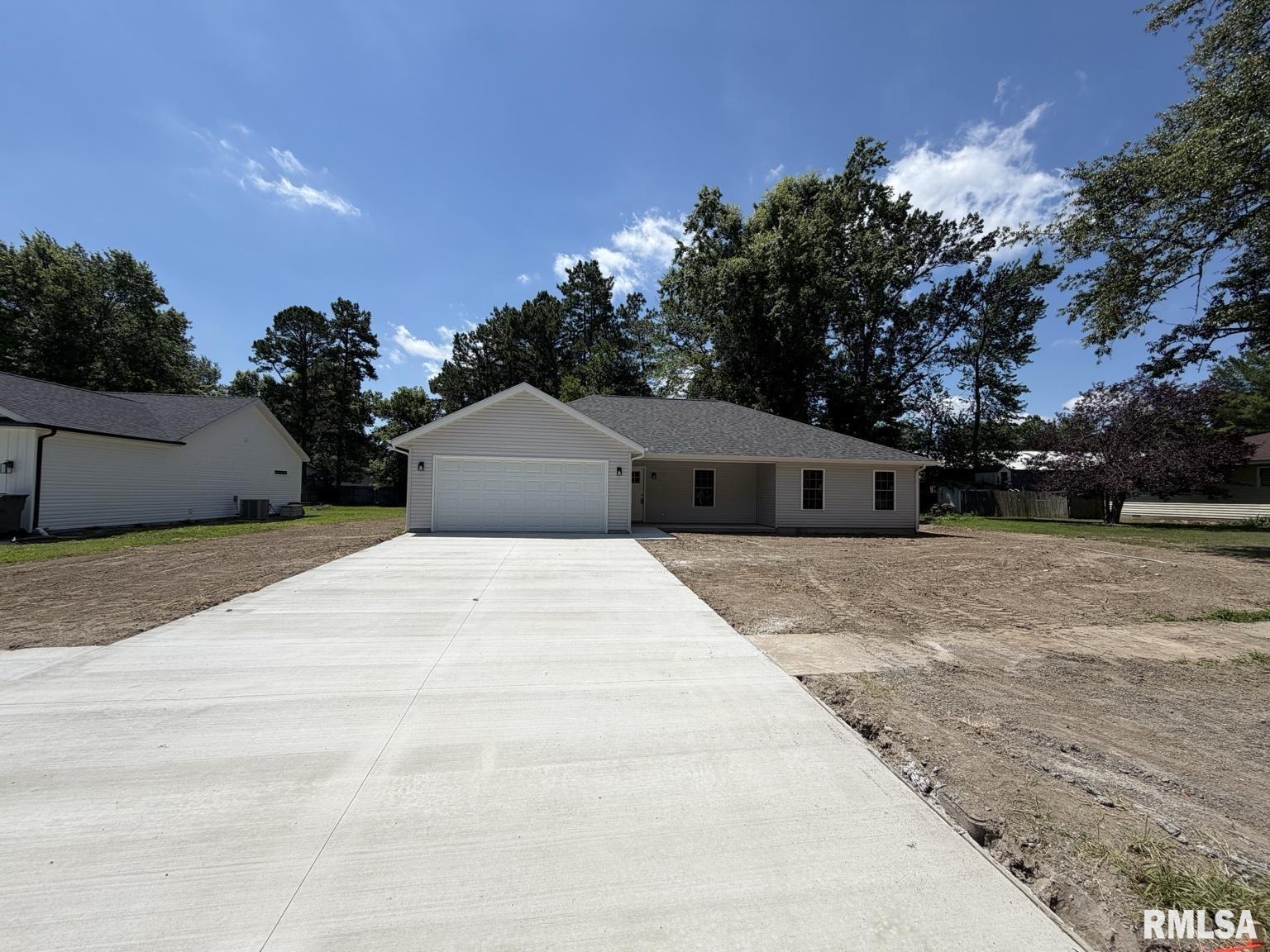 635 ANDERSON Street Carterville IL