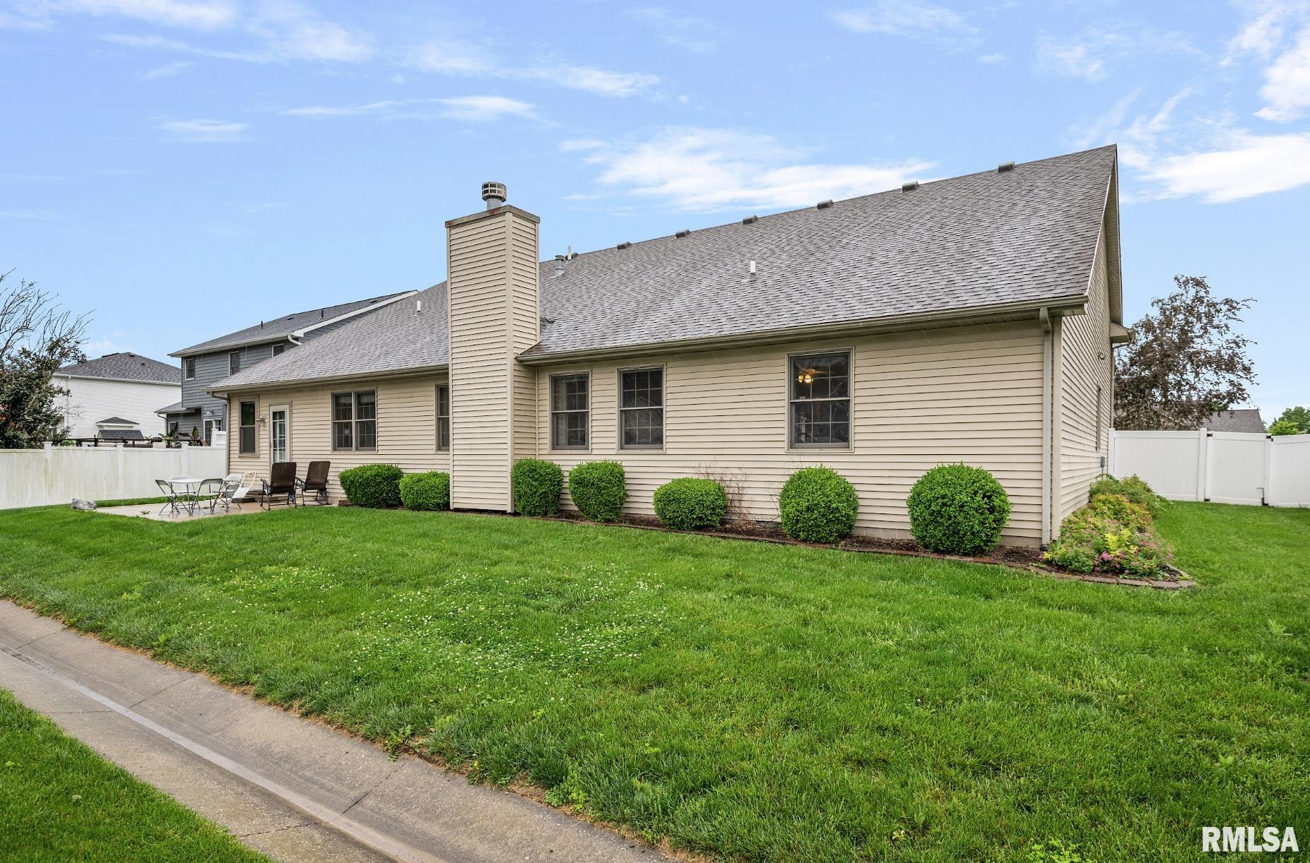 228 Manor Hill Drive Chatham IL