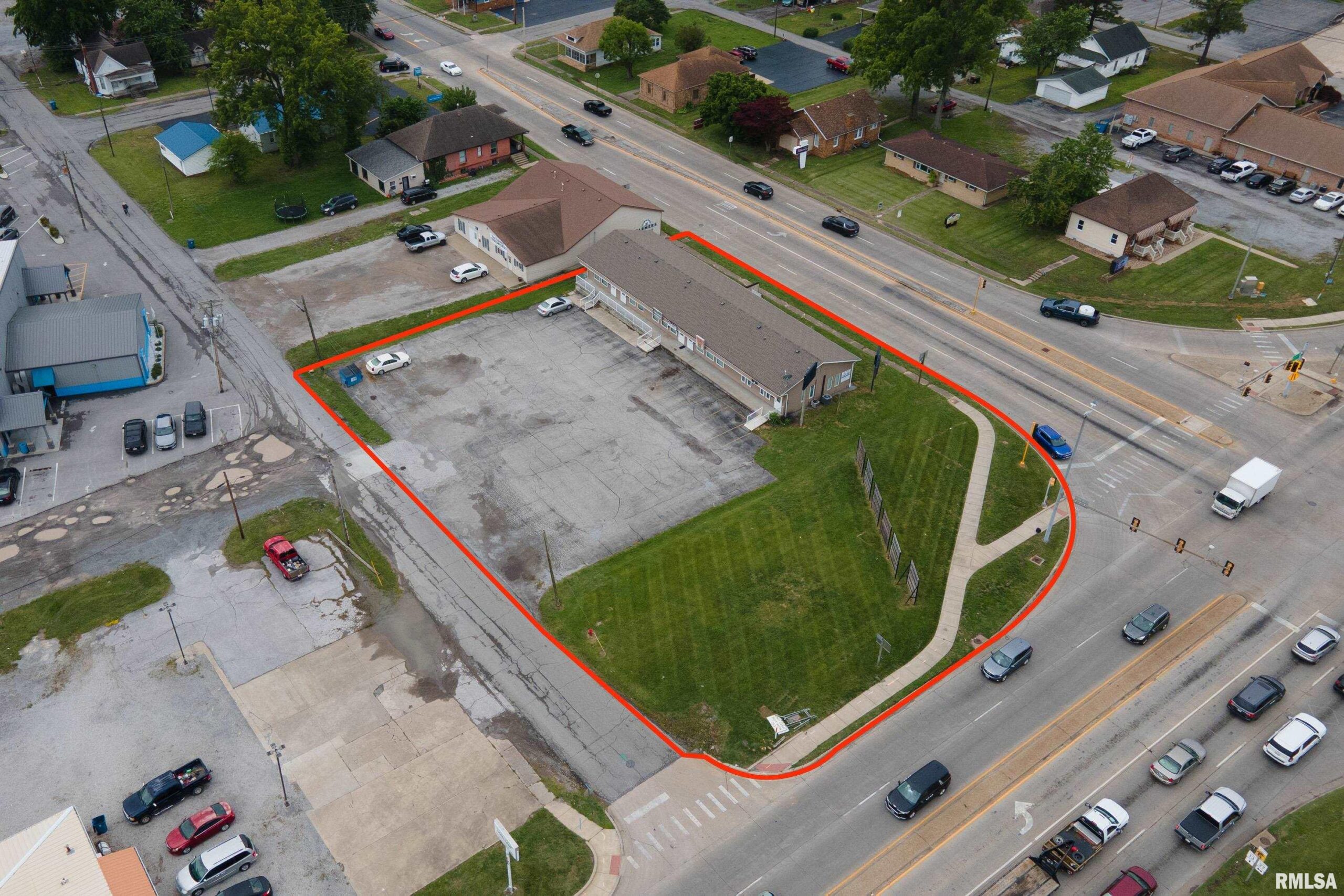 1113 N COURT Street Marion IL