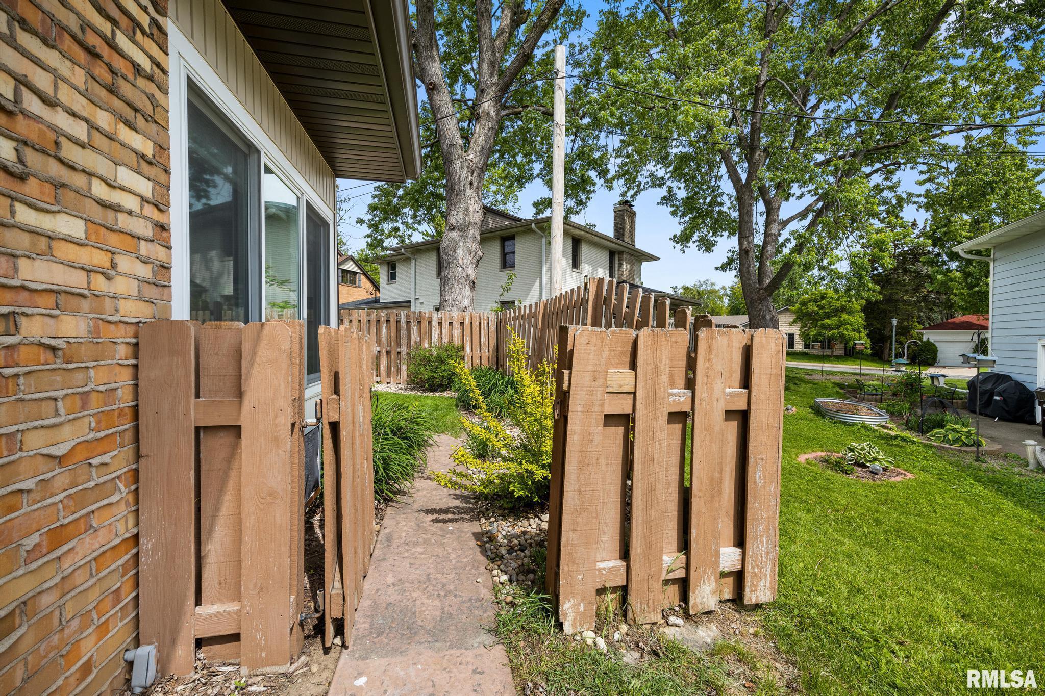 3820 N EVERGREEN Court Peoria IL