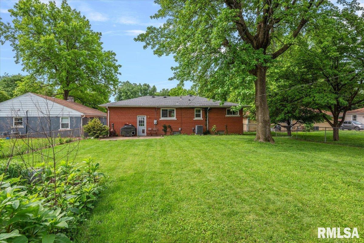 1661 W HOMEWOOD Avenue Springfield IL