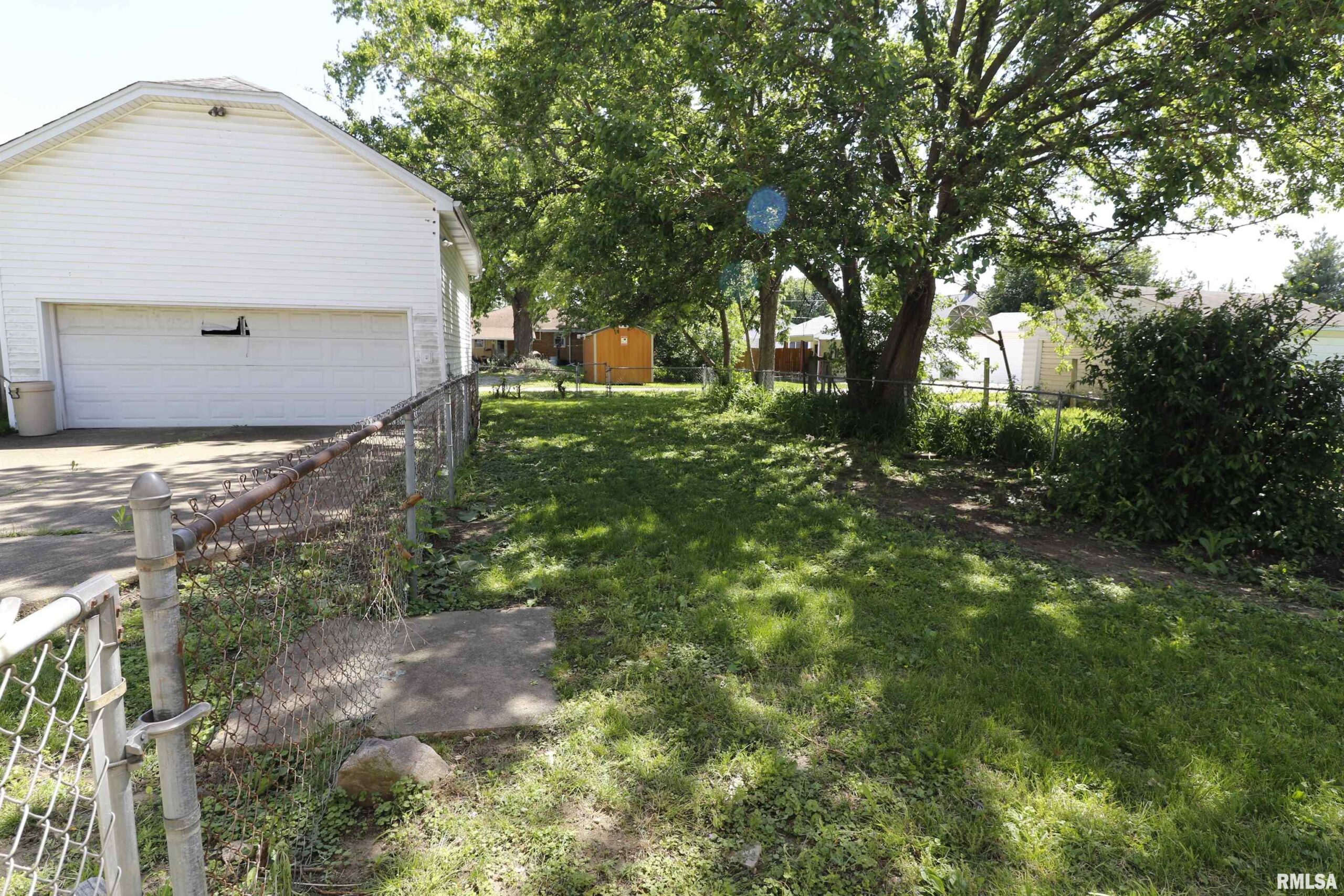 1918 W CLARKE Avenue West Peoria IL