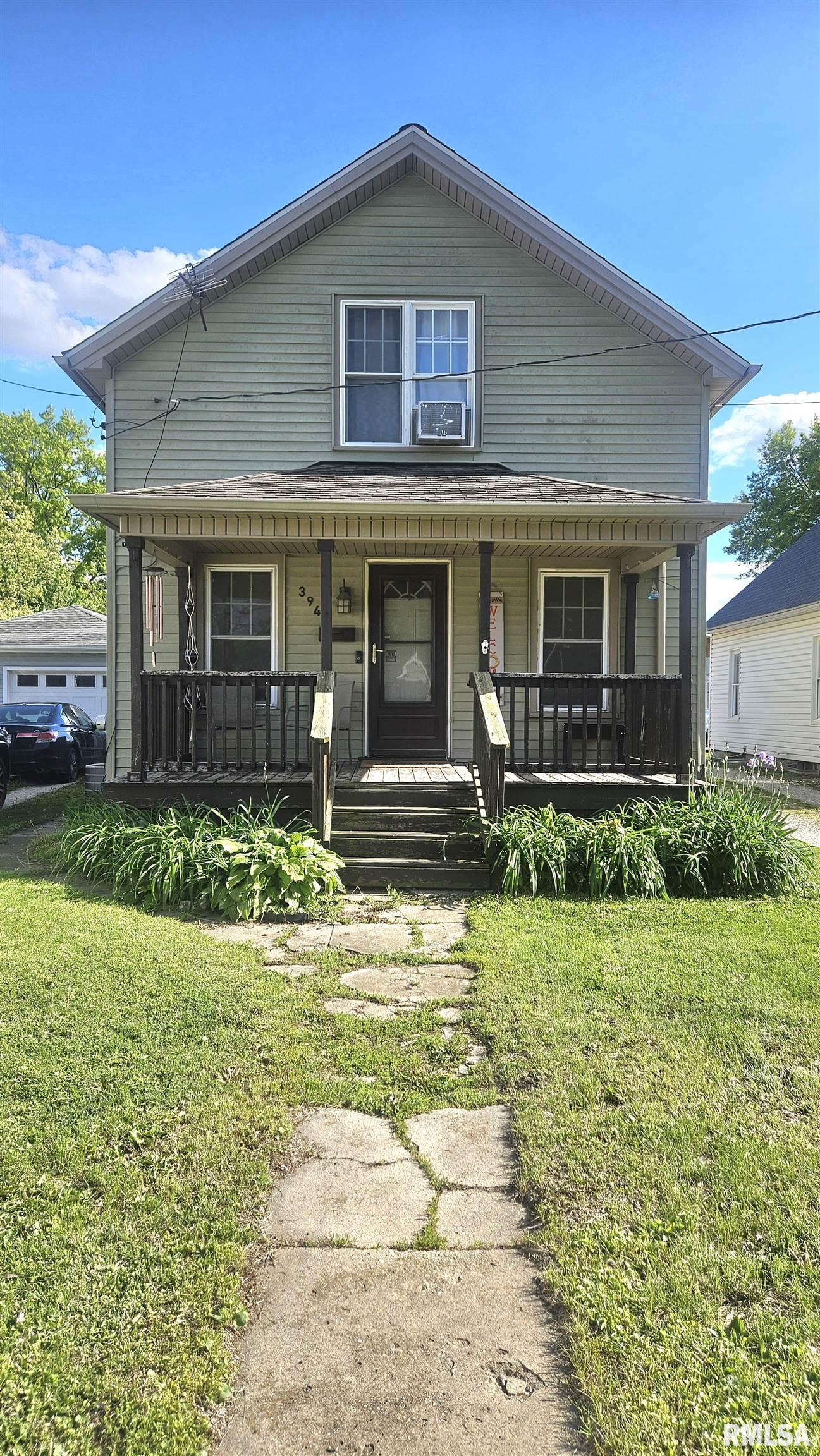 394 W MAPLE Street Canton IL