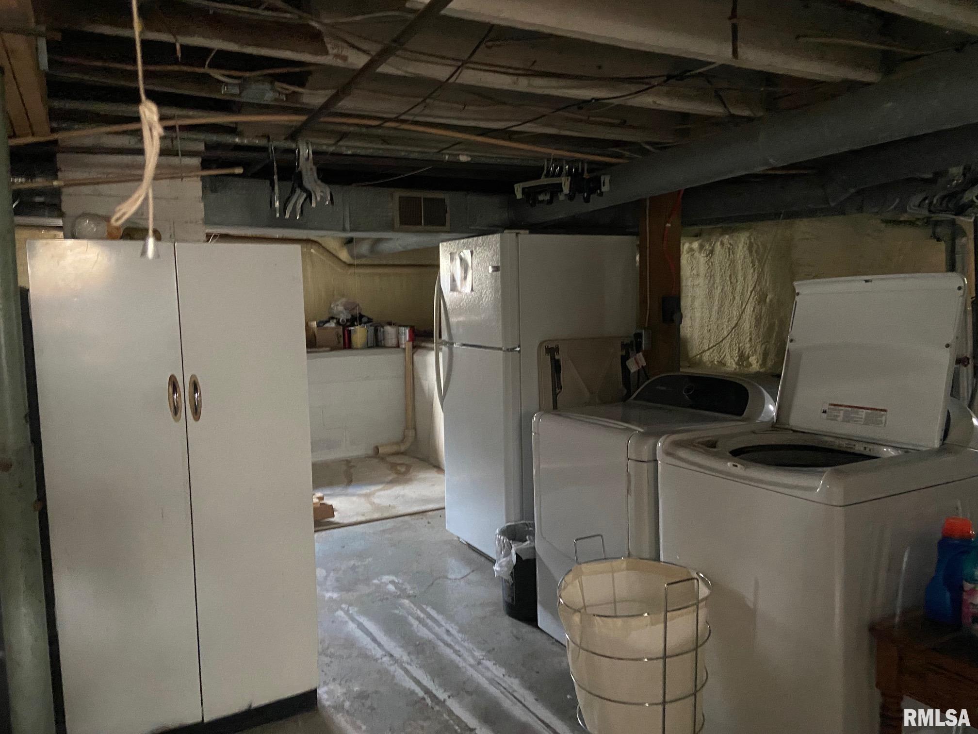 701 W Rich Street Taylorville IL