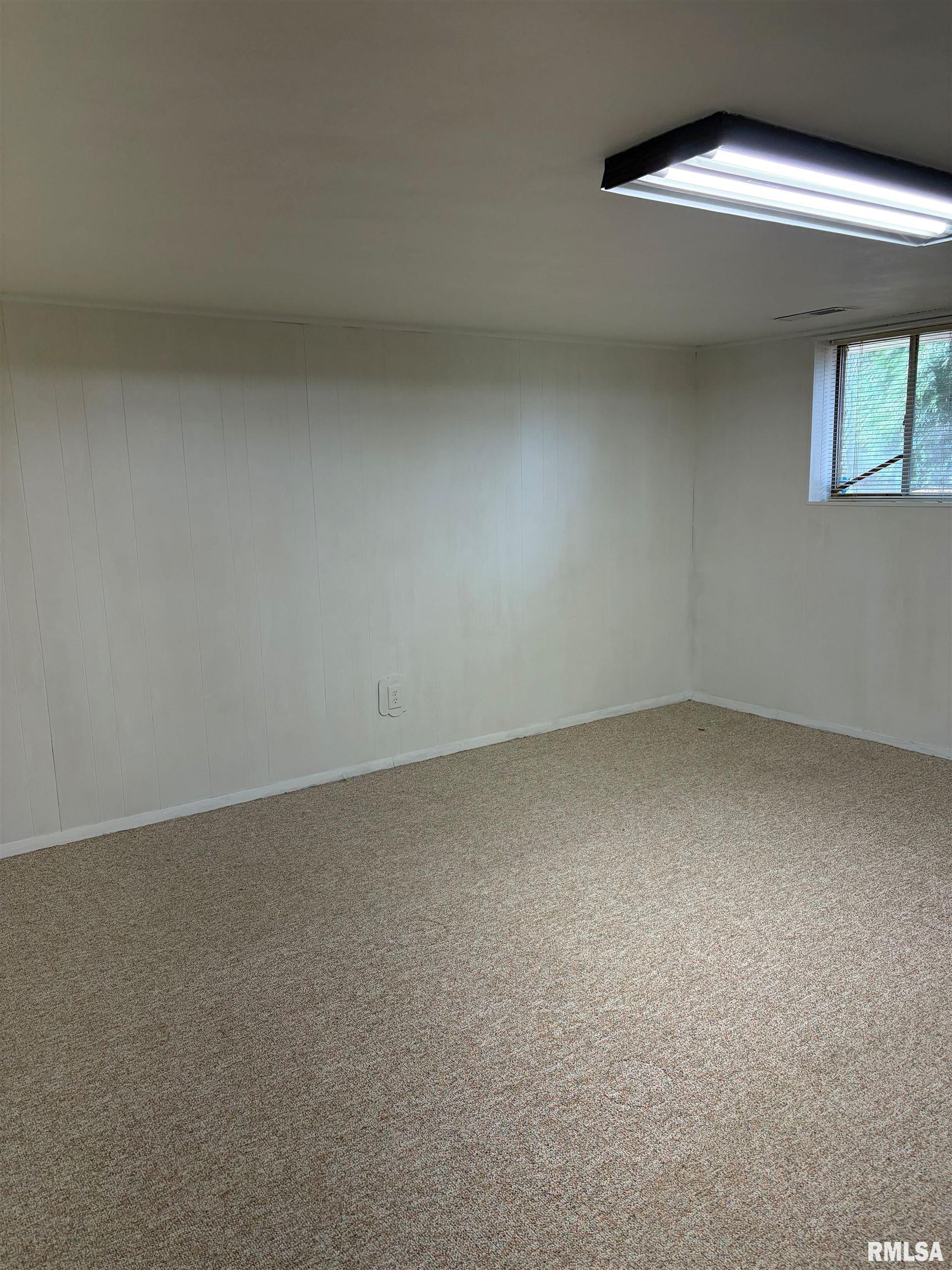 611 W KELLAR Parkway Peoria IL