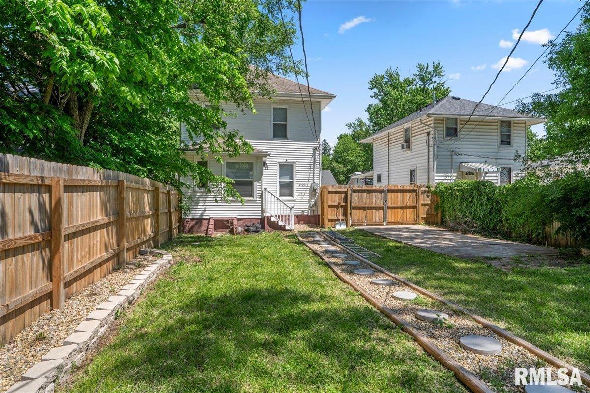 2509 S 10TH Street Springfield IL