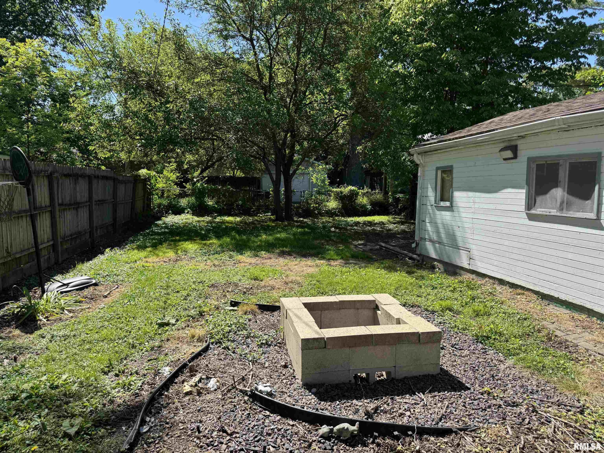 1733 S SPRING Street Springfield IL