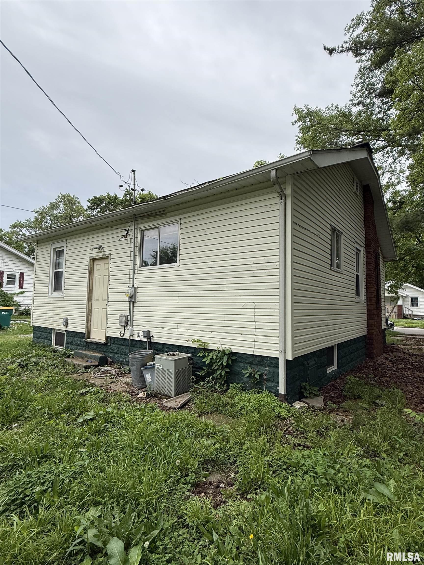 1252 E Whitmer Street Decatur IL