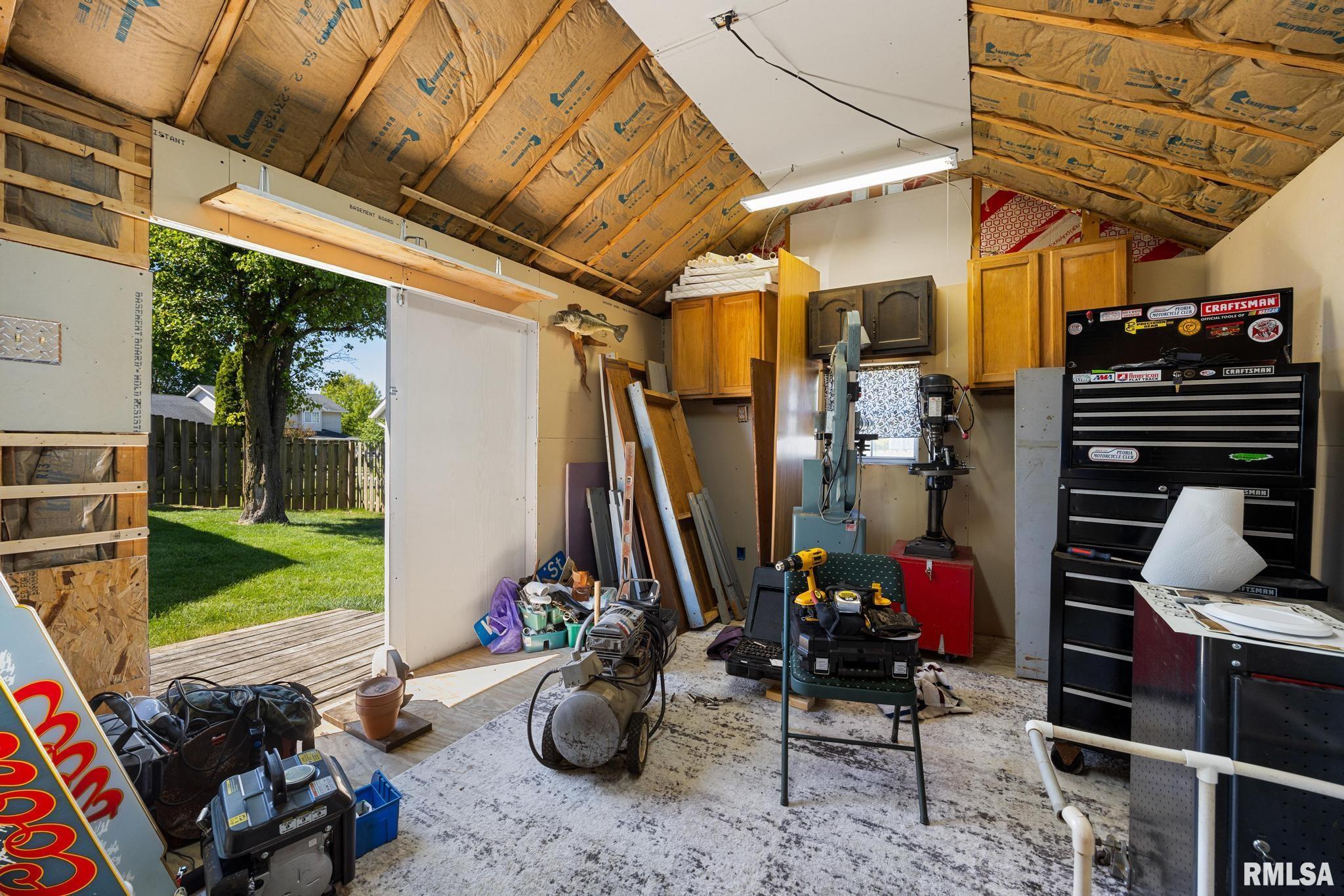 200 LEXINGTON Drive Washington IL