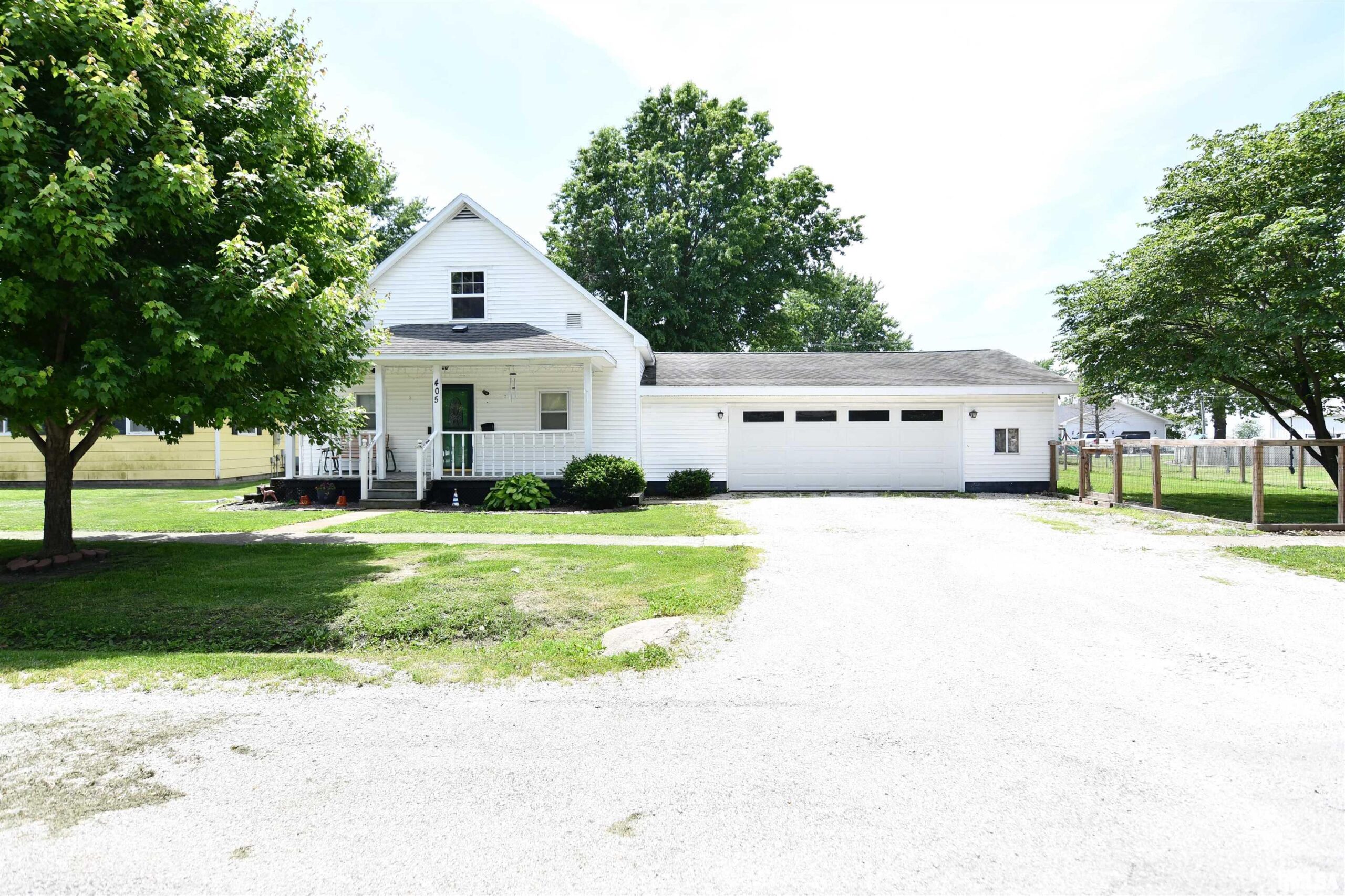 405 N VINE Street Nokomis IL