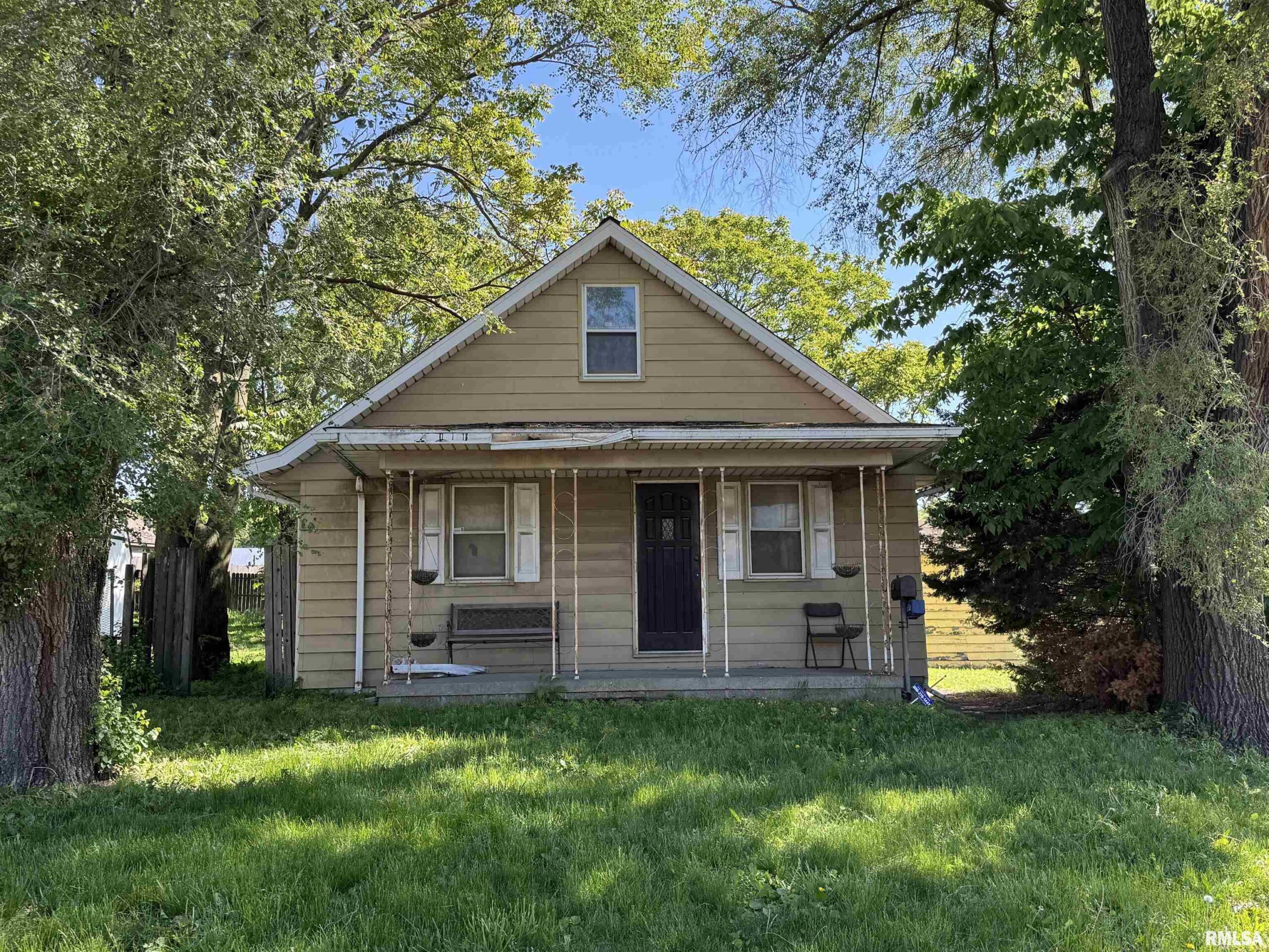 200 COOPER Street Pekin IL