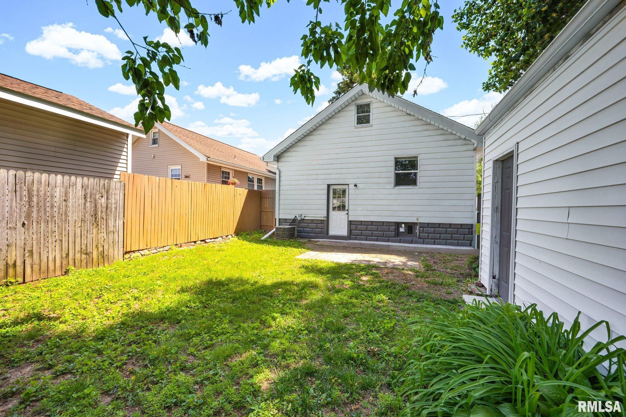 1413 W GILBERT Avenue Peoria IL