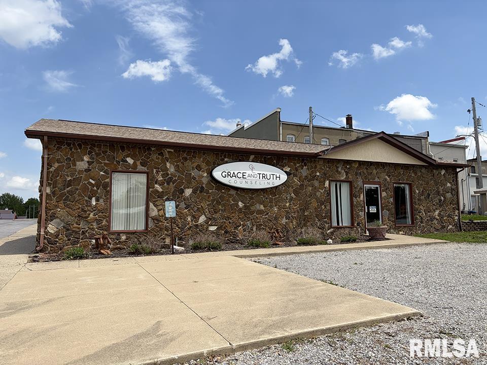 235 CHESTNUT Street Louisville IL