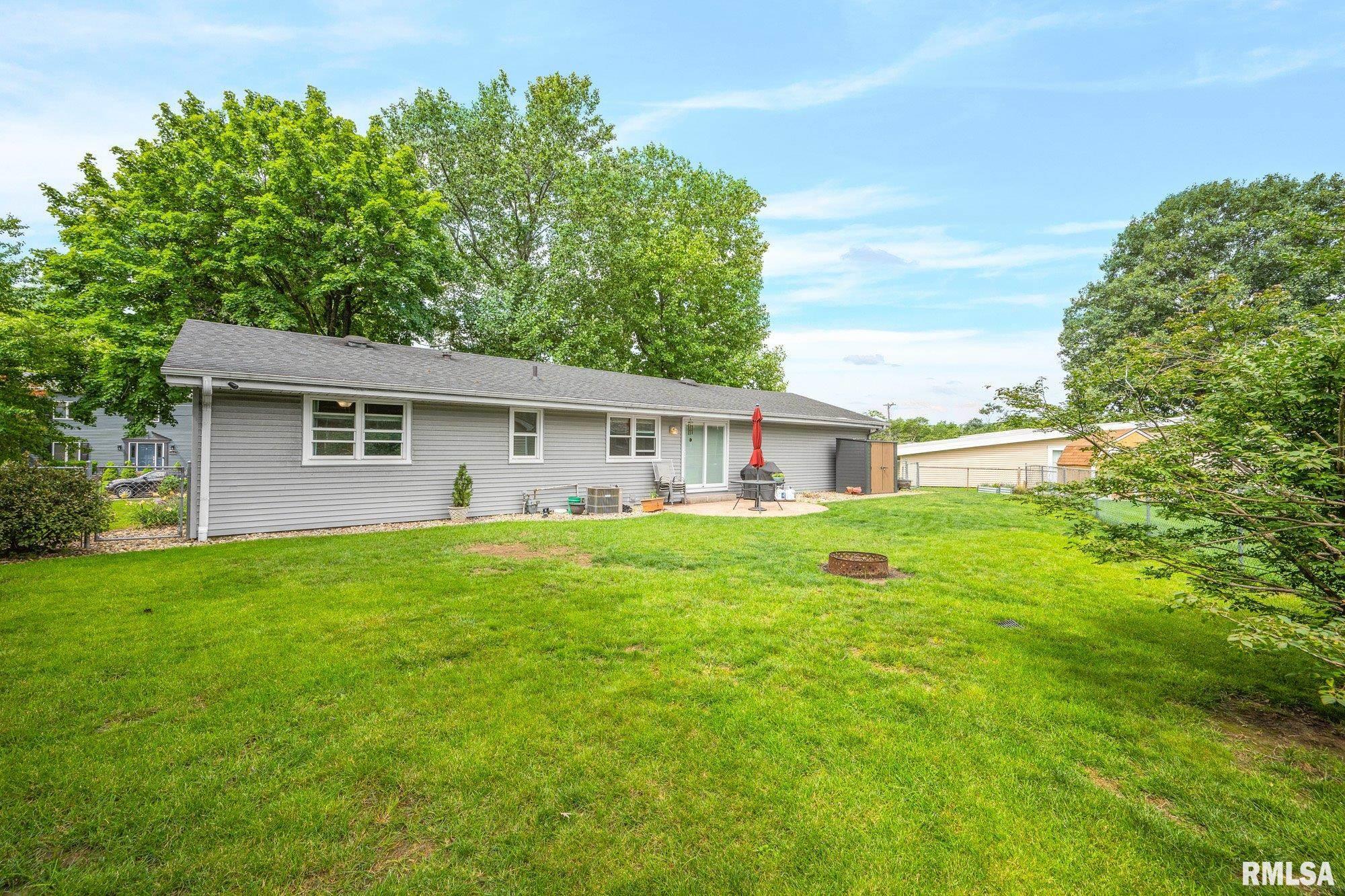 129 NORTHSHORE Drive Morton IL