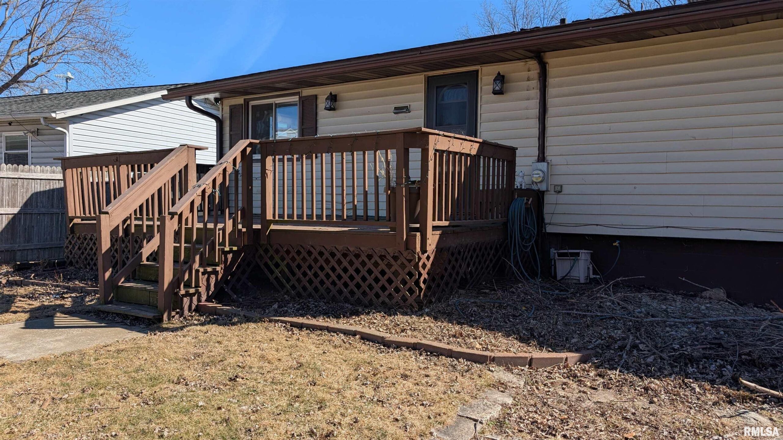 313 HAWTHORNE Circle Creve Coeur IL
