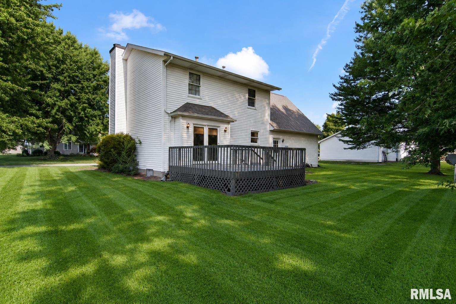 117 Hoelting Street Farmersville IL