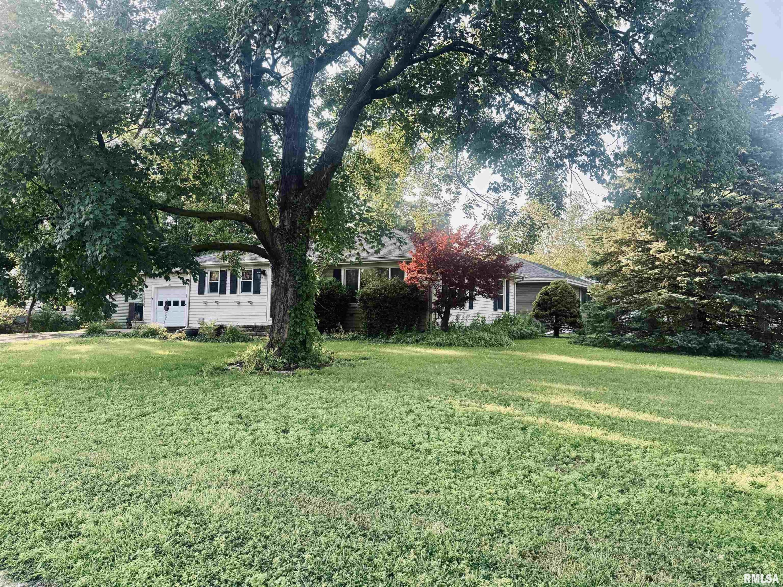1405 W CRESTWOOD Drive Peoria IL