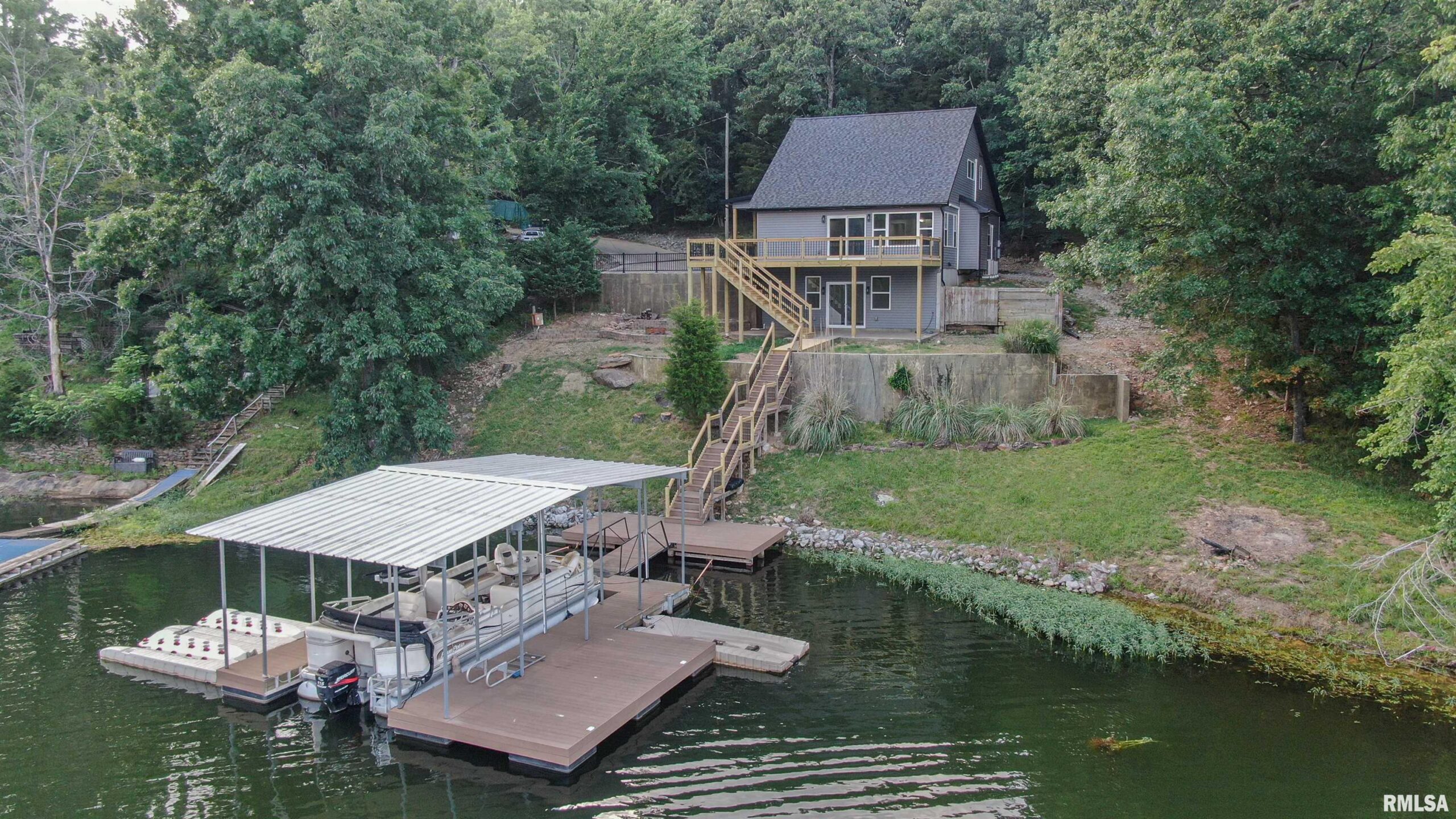 12185 Pebble Point Road Marion IL