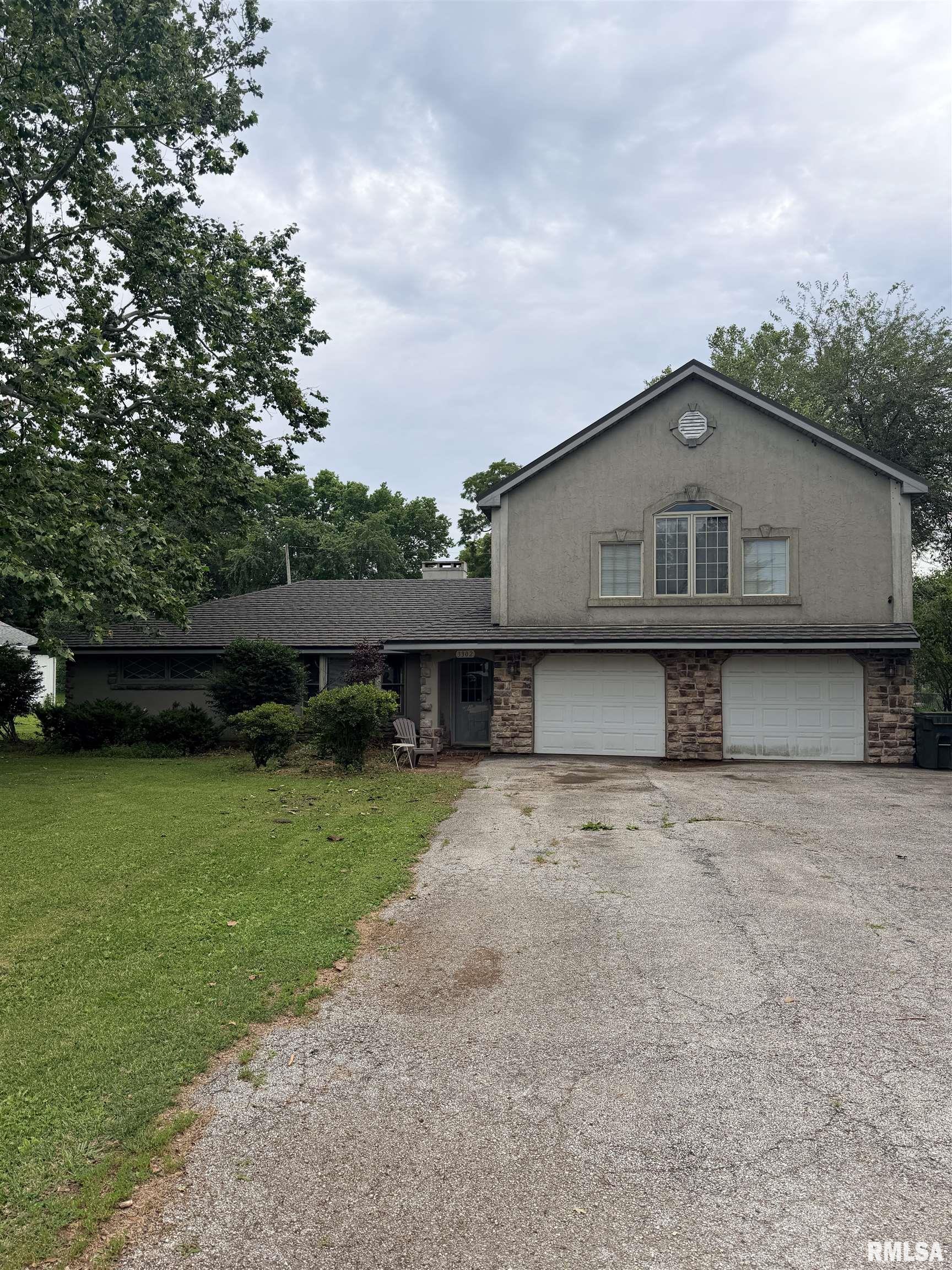 3302 E CEDAR HILLS Drive Chillicothe IL