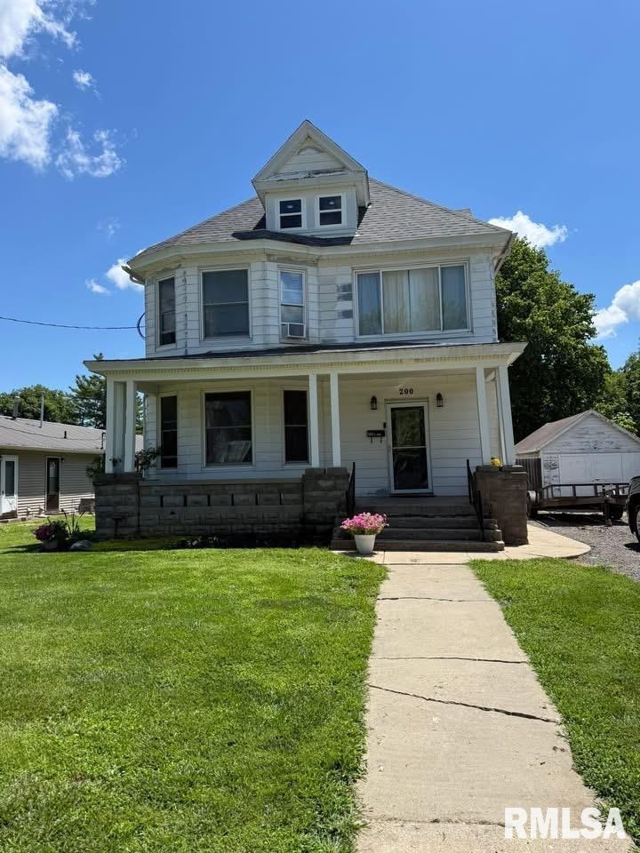 200 S MAIN Street Winchester IL