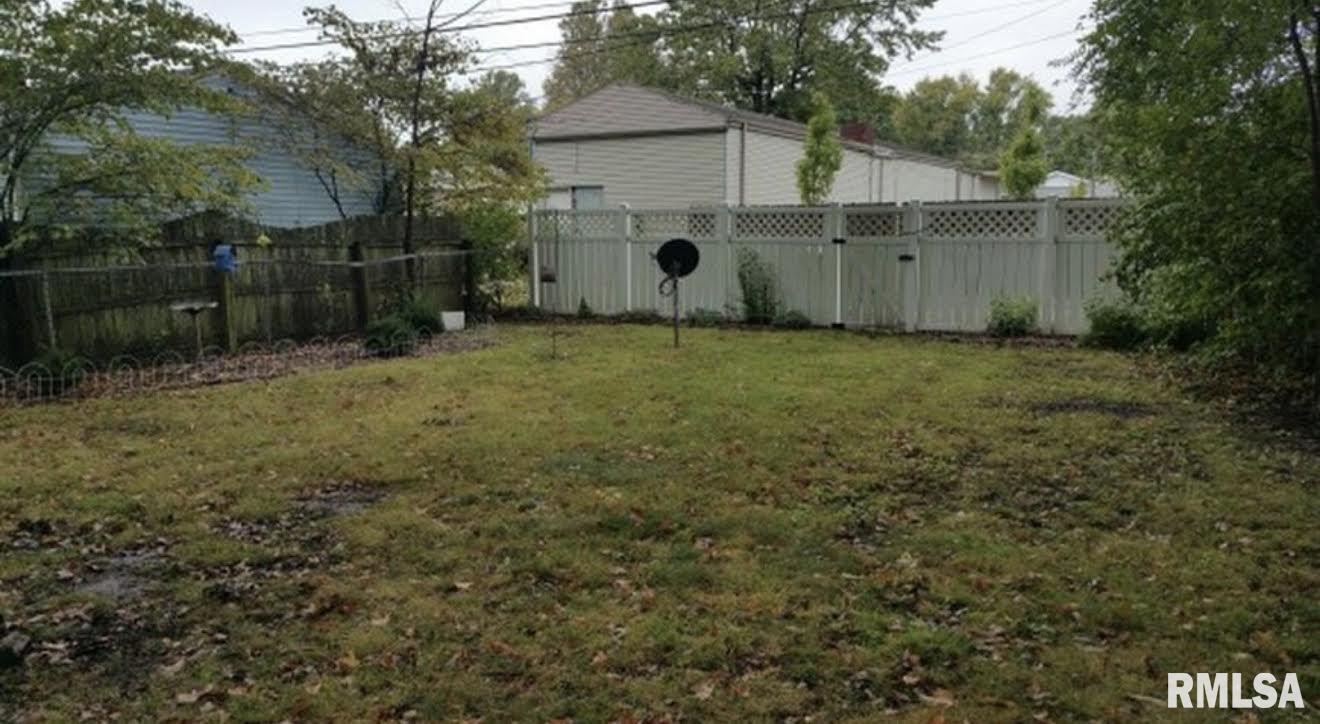 1517 STATE Street Springfield IL