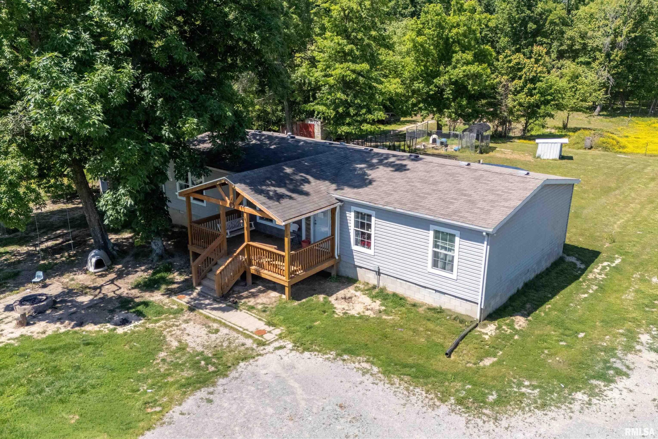 18057 Dwina Road Thompsonville IL