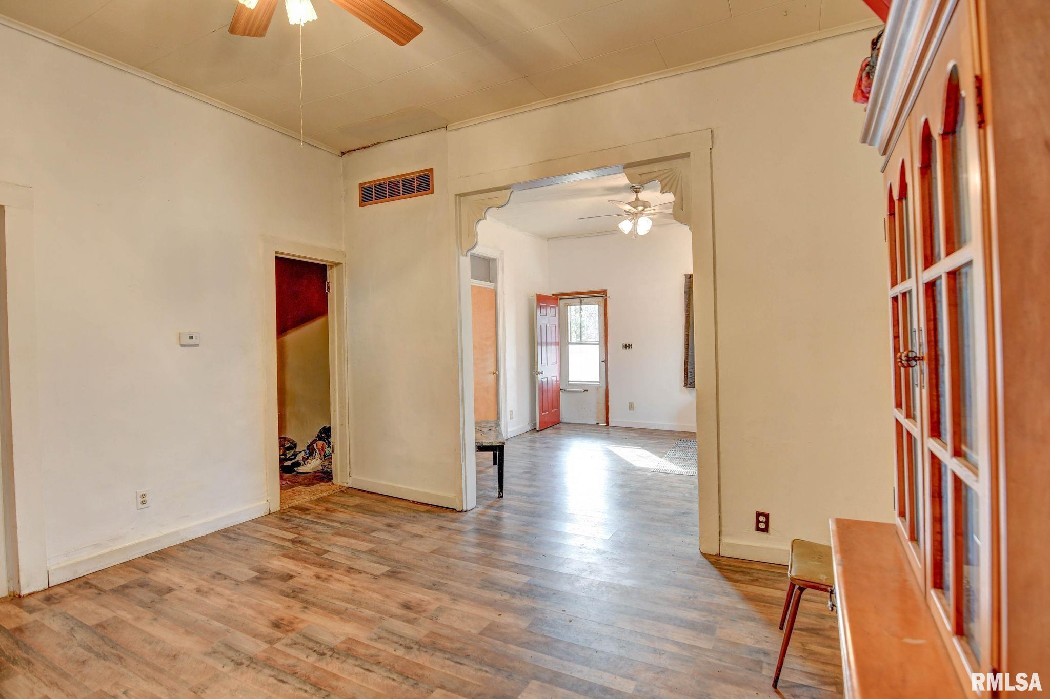 819 E ADAMS Street Taylorville IL