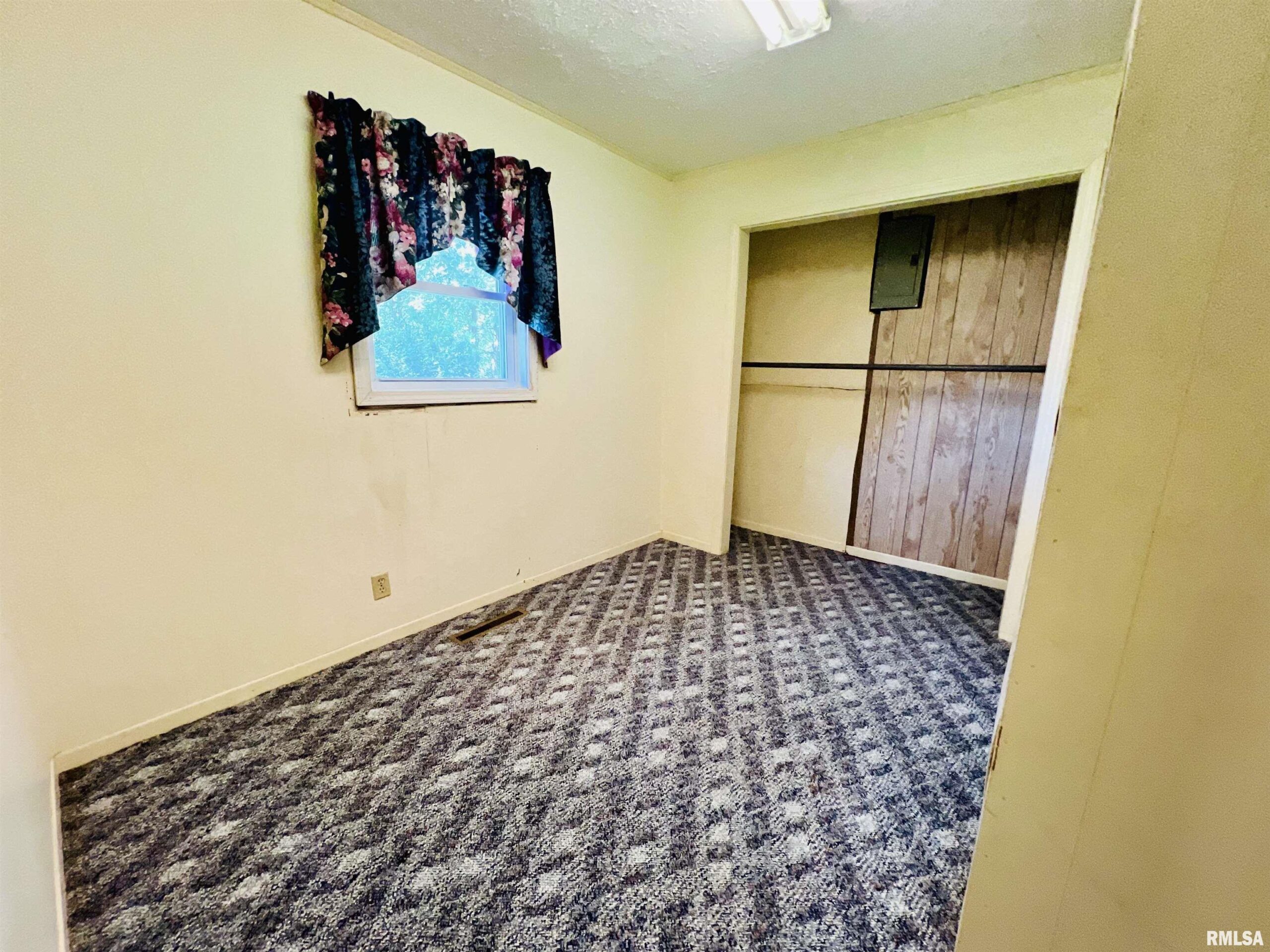 106 E Finucane Street Marion IL