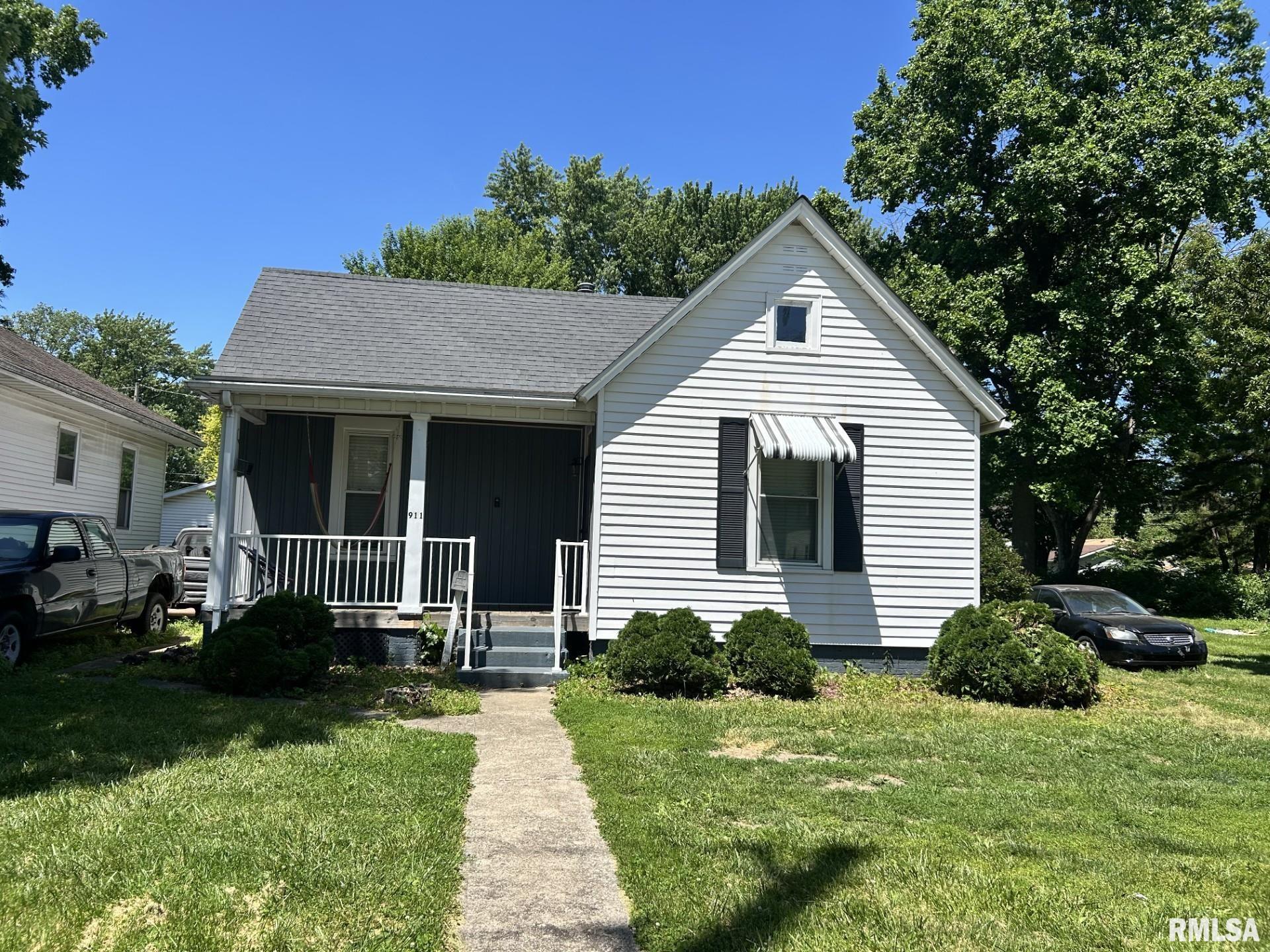 911 N WALNUT Street Springfield IL