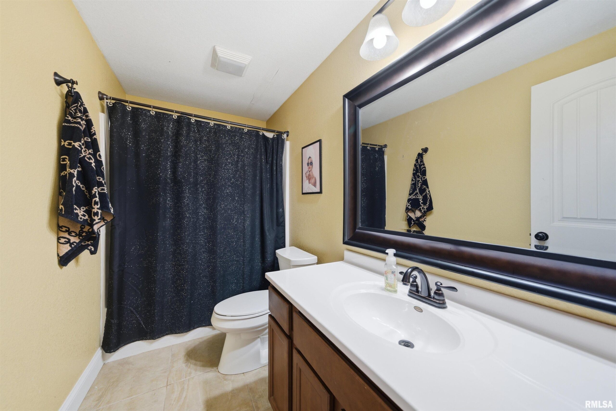 406 COTTINGHAM Lane Germantown Hills IL
