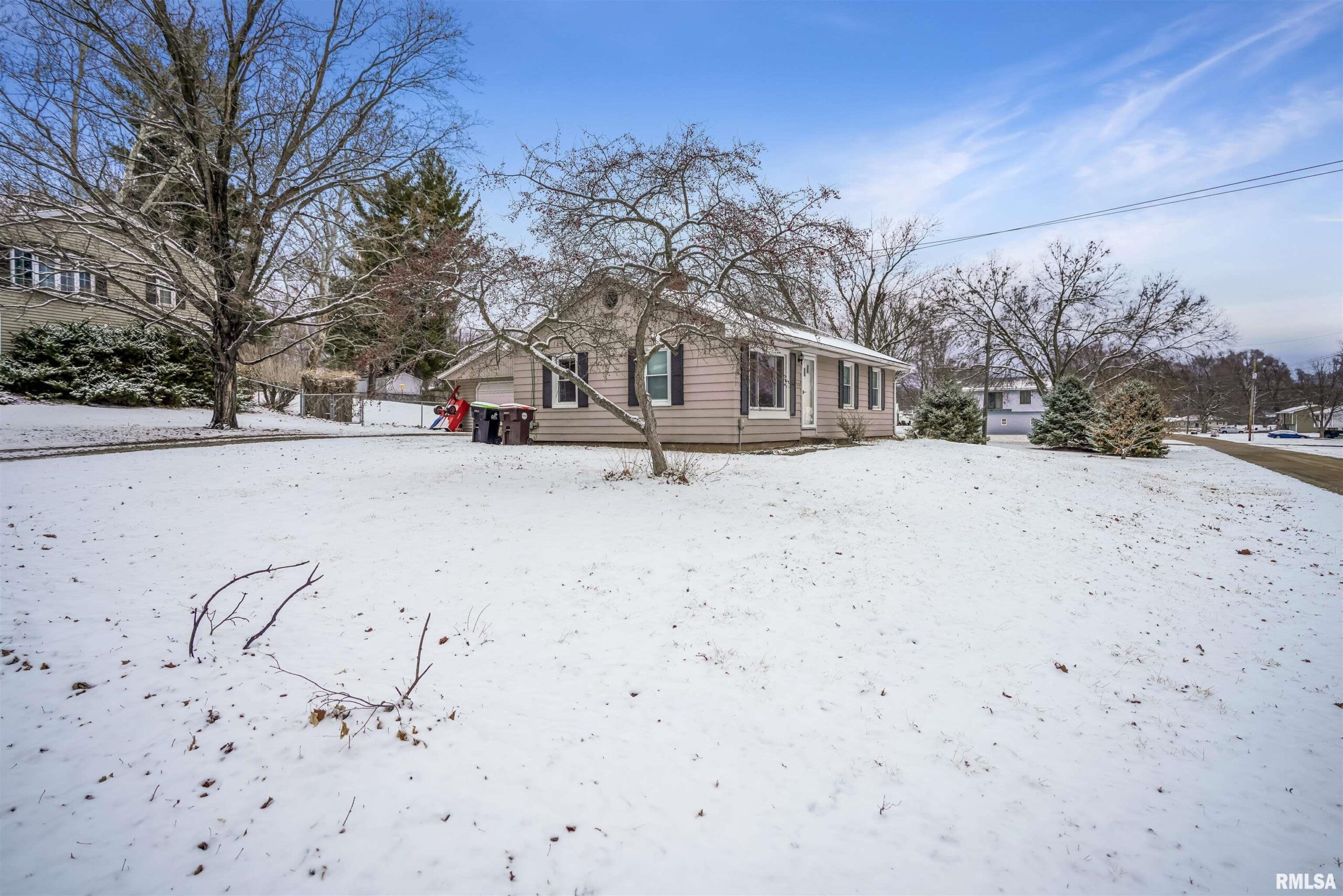 15231 N VON ACHEN Drive Chillicothe IL