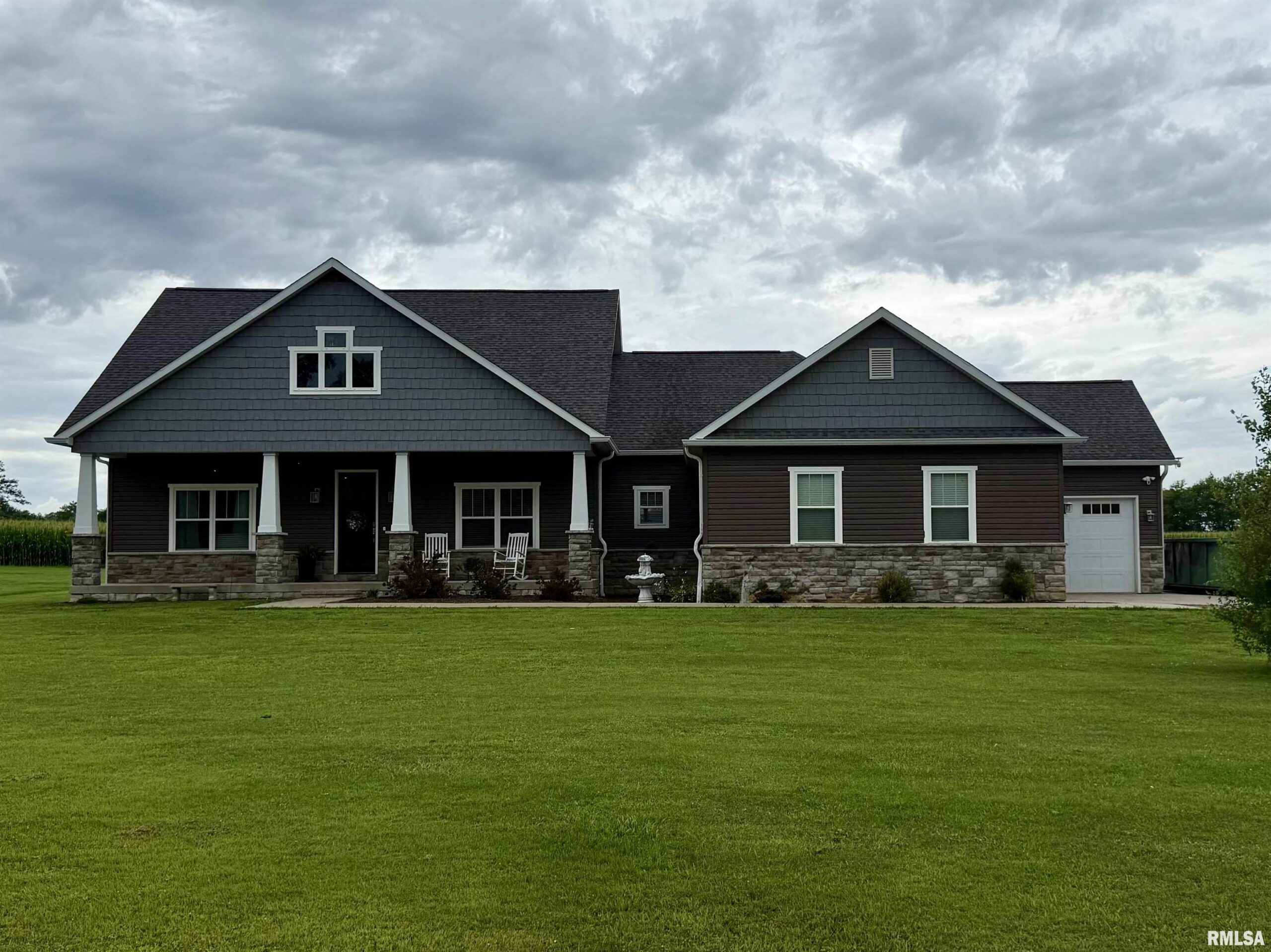 120 Quails Run Lane Harrisburg IL