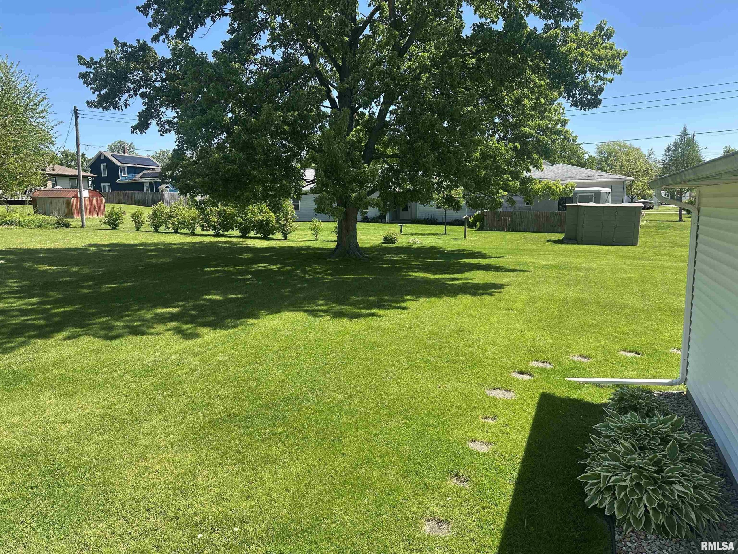 114 S LINCOLN Street Washburn IL