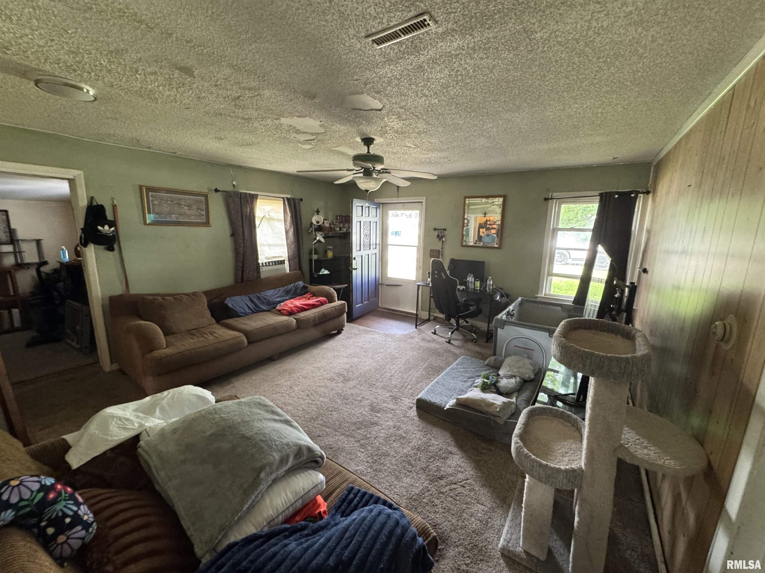 20 RIVER Drive North Pekin IL
