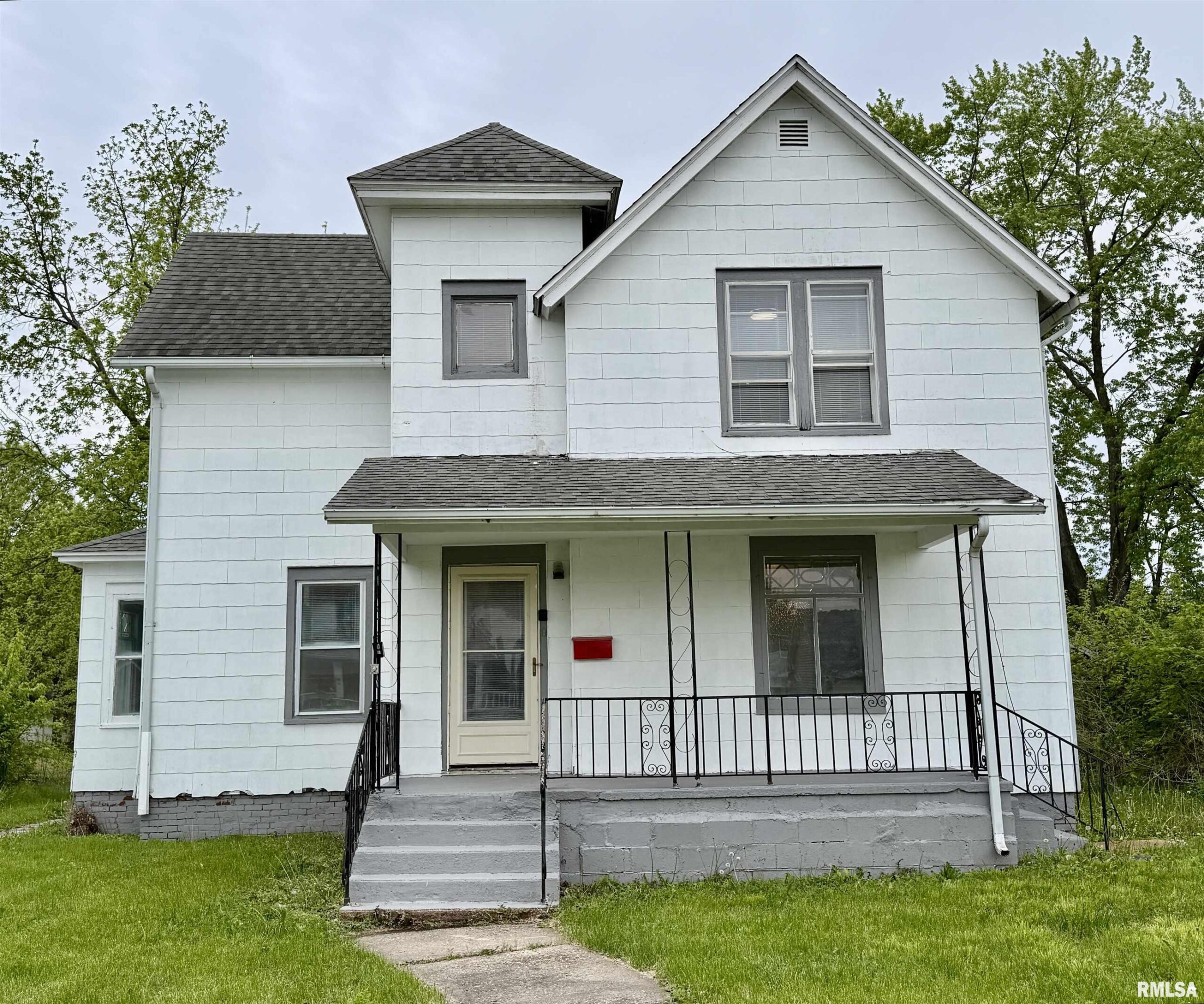 522 W HAIL Street Bushnell IL