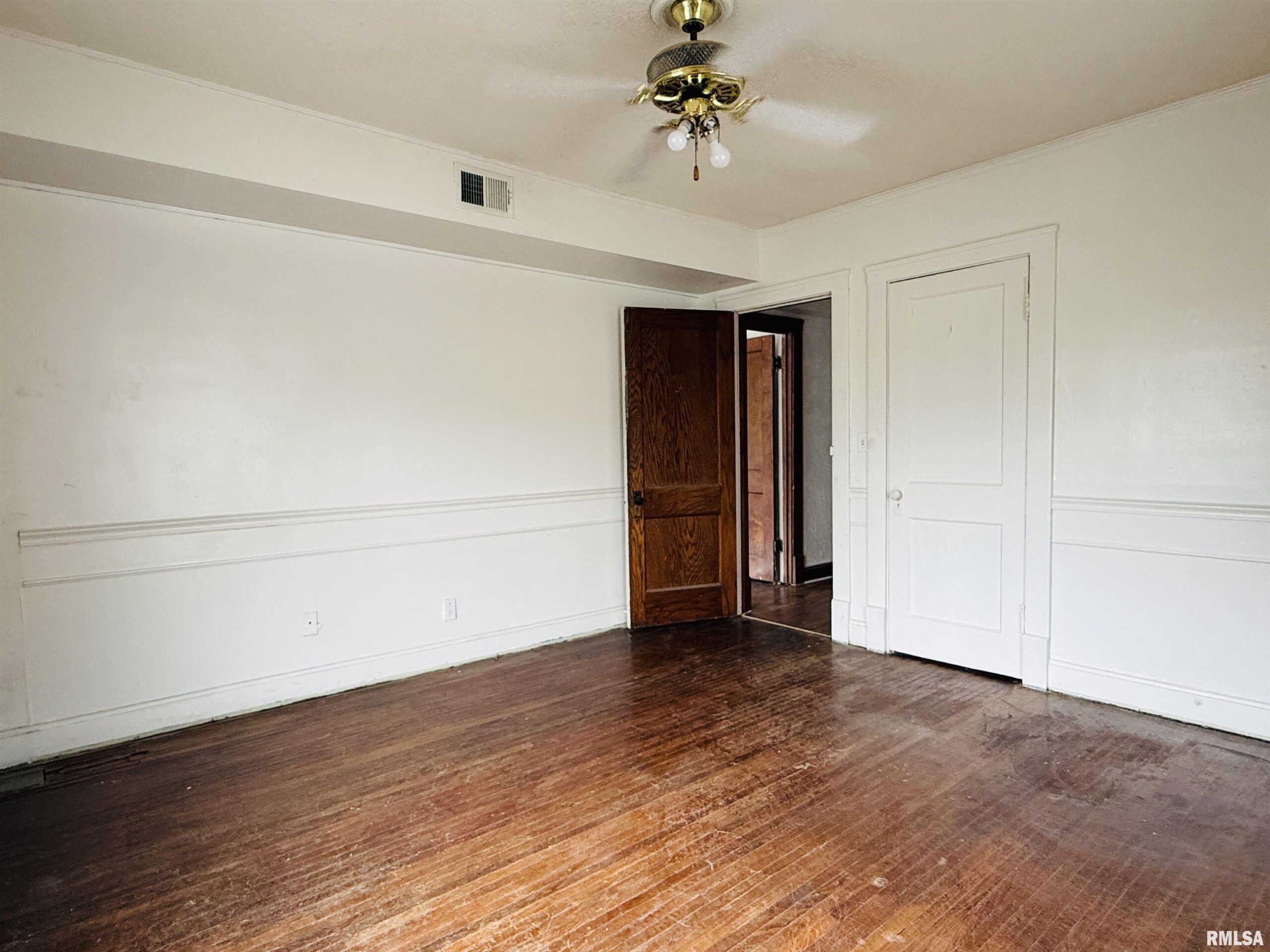 2141 N PROSPECT Road Peoria IL