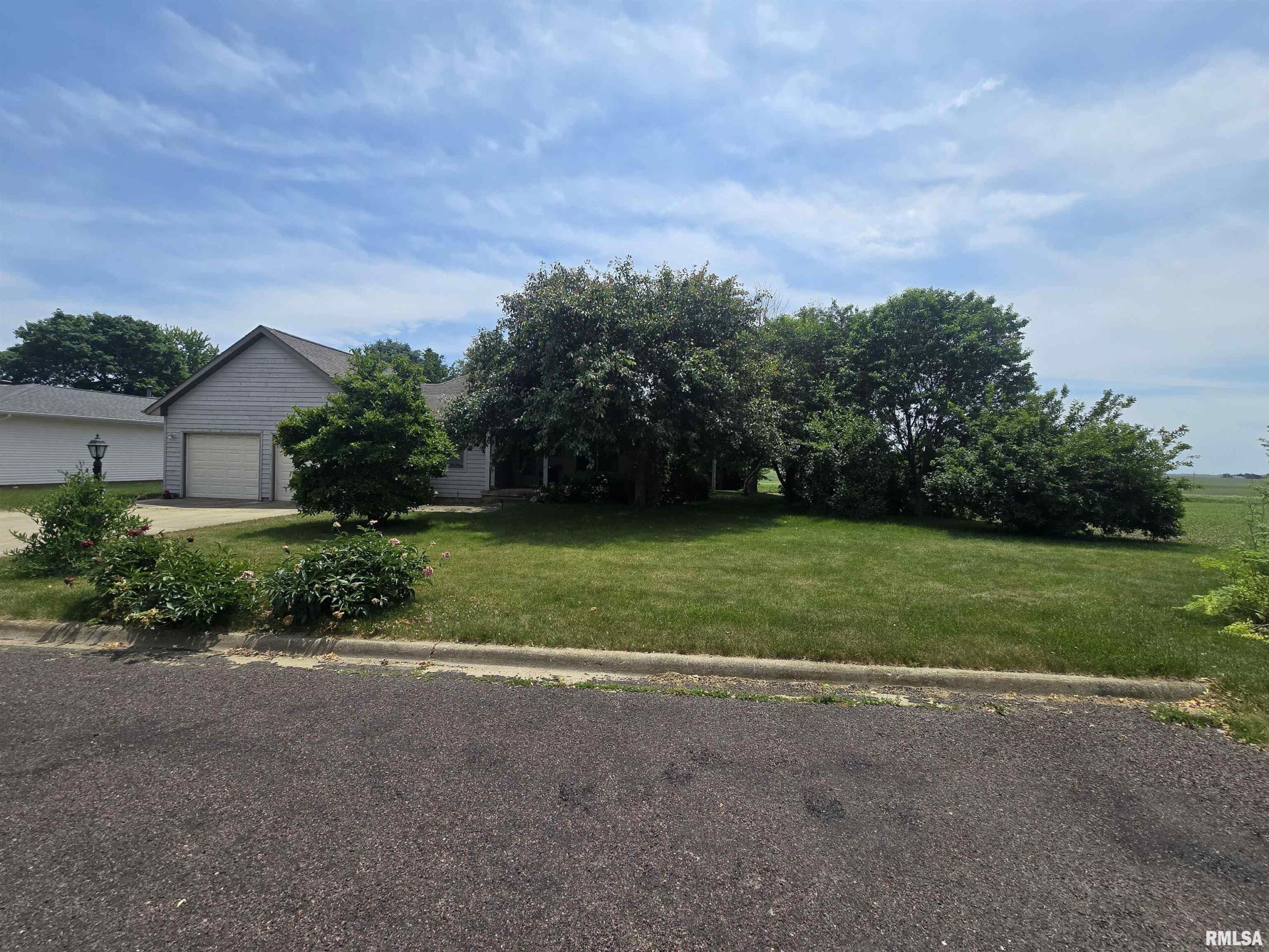 416 KENNEDY Drive Metamora IL