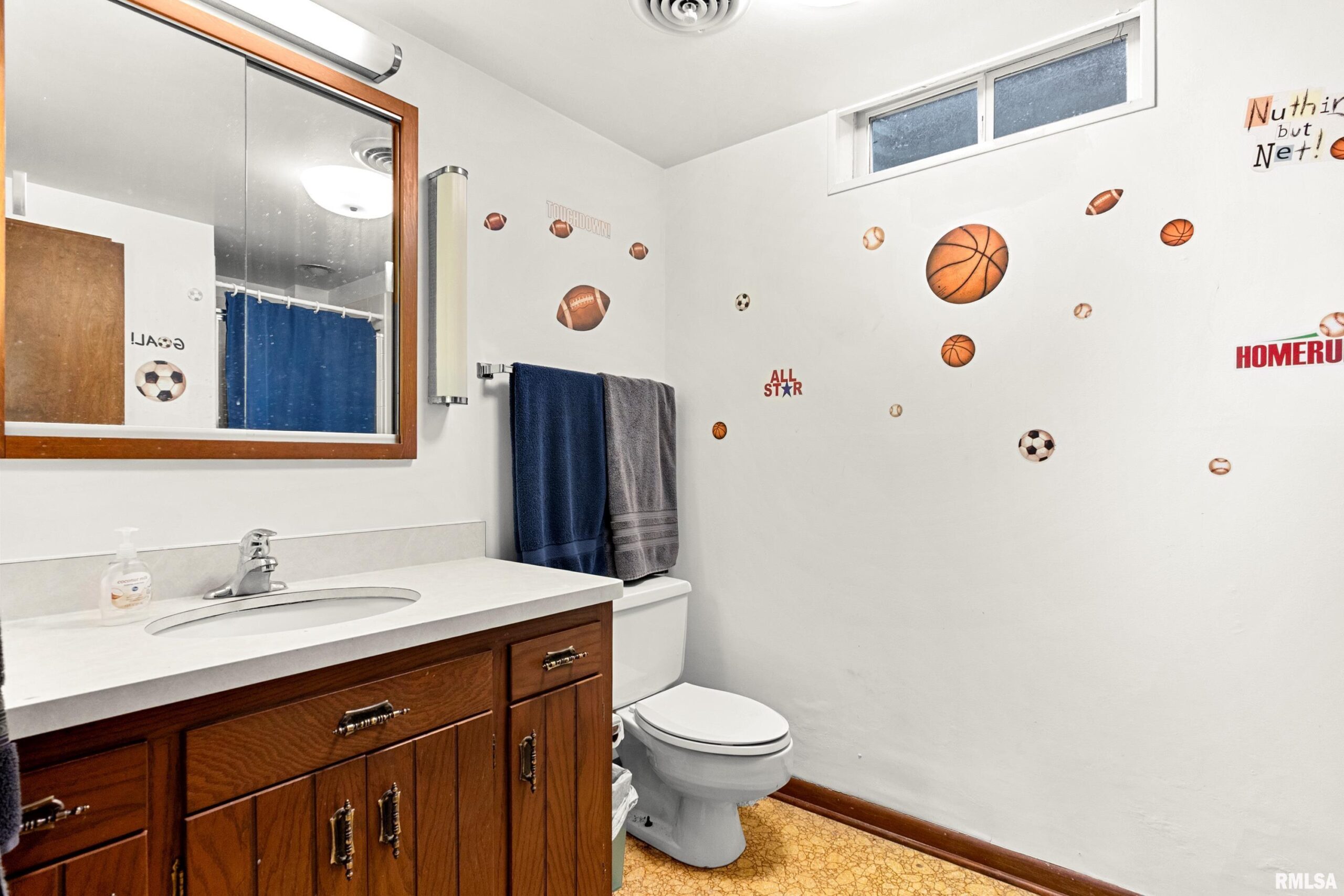 127 E COVENTRY Lane Peoria IL