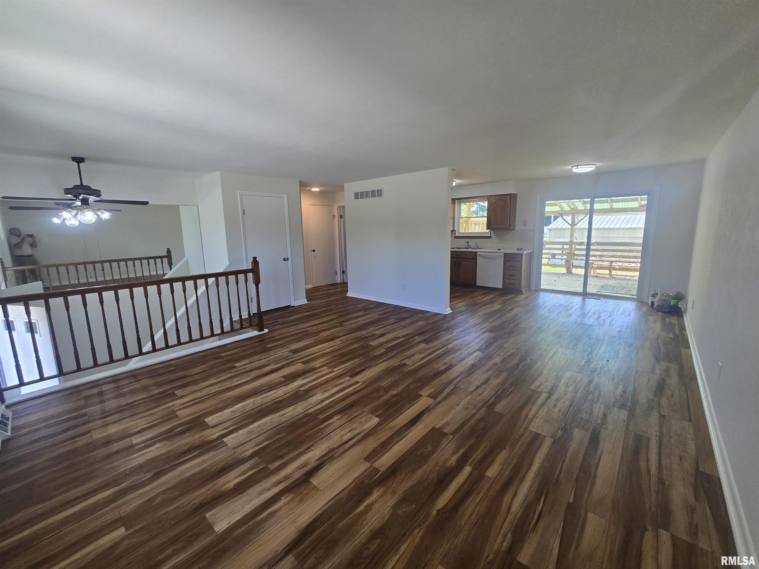 1149 PERRY Street East Peoria IL
