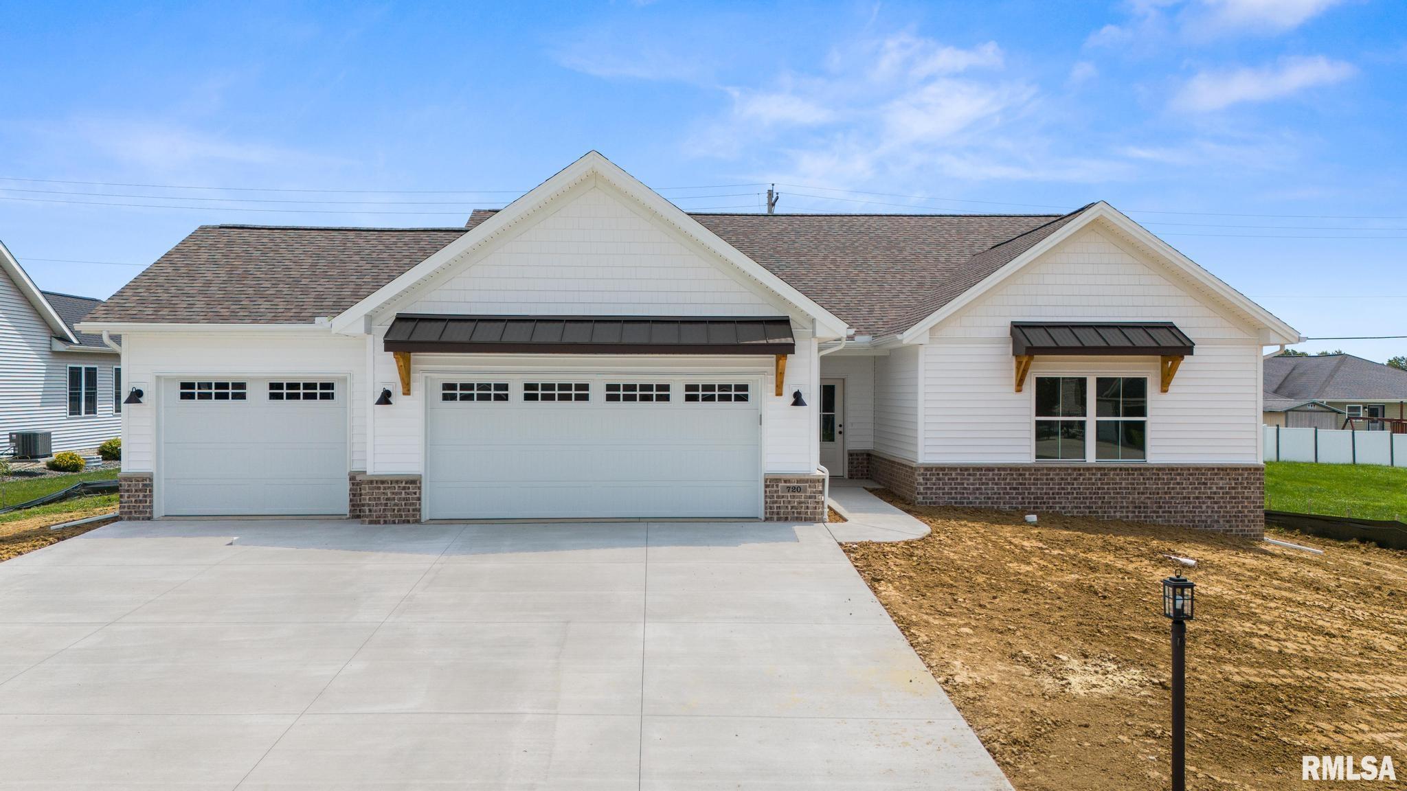 720 WELLINGTON Drive Washington IL