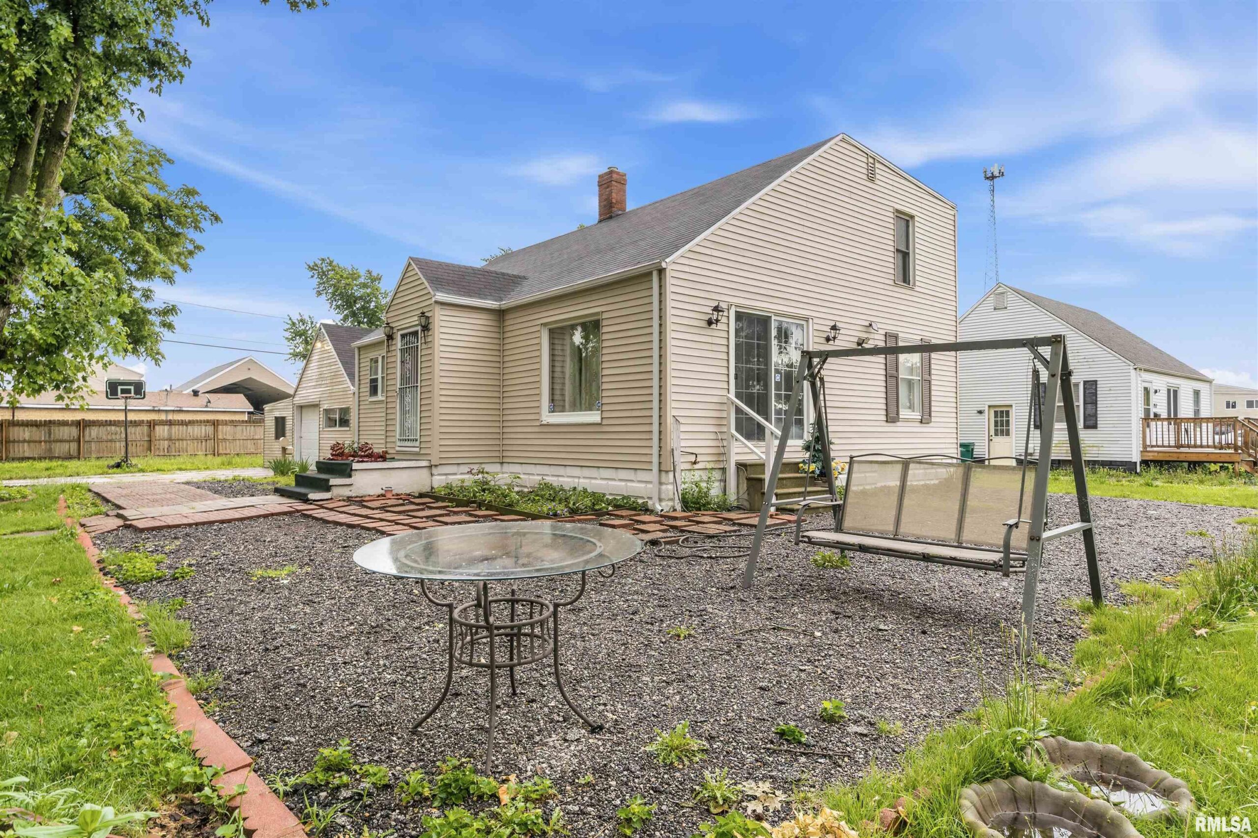520 W MAPLE Avenue Springfield IL