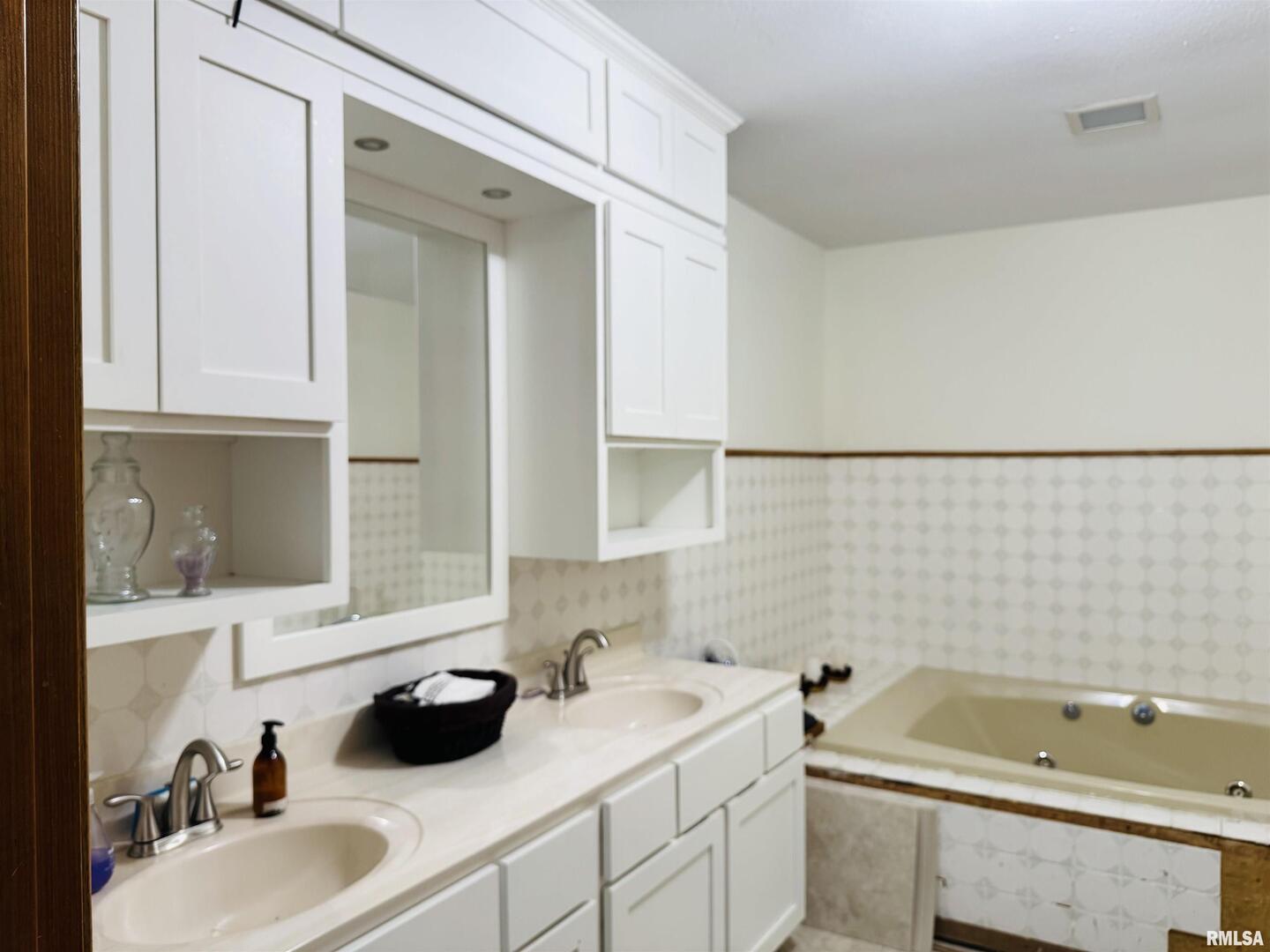 111 Stork Street Anna IL